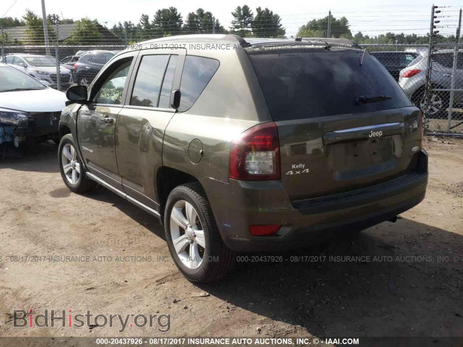 2016 Jeep Compass - VIN: 1C4NJDEBXGD541712 - Photo 3
