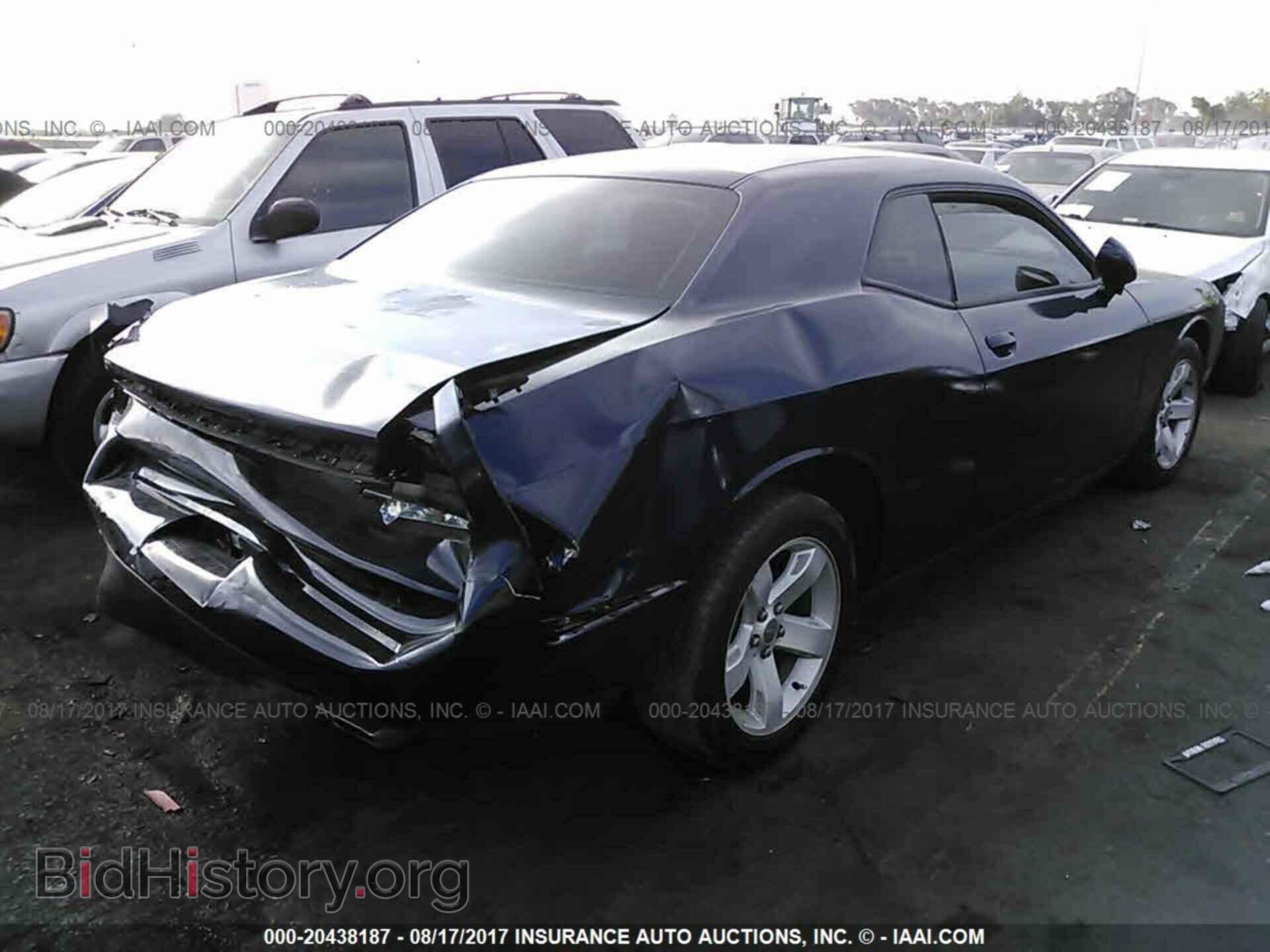 2014 Dodge Challenger - VIN: 2C3CDYAG8EH225561 - Photo 4