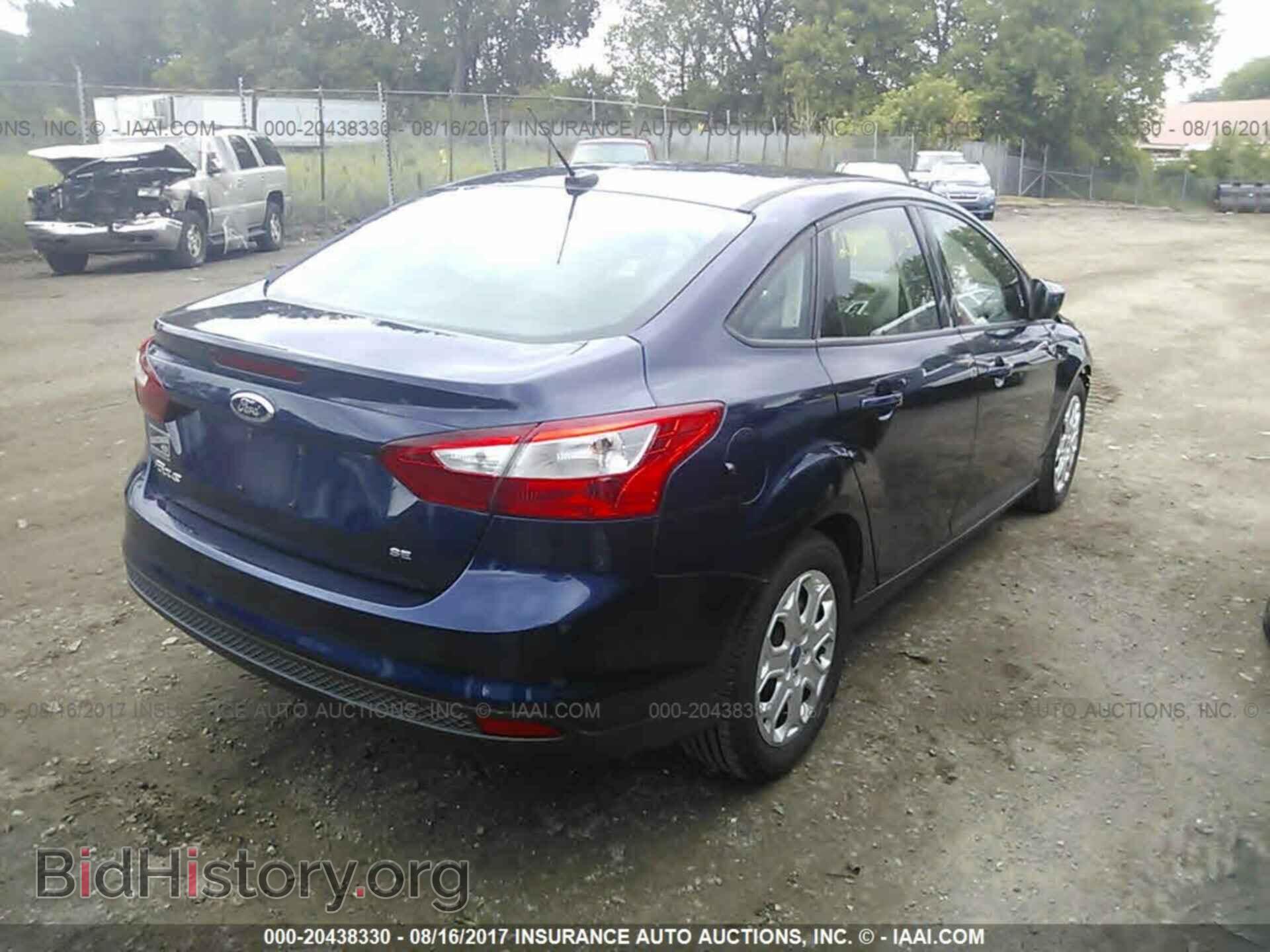 2012 Ford Focus - VIN: 1FAHP3F26CL154813 - Photo 4
