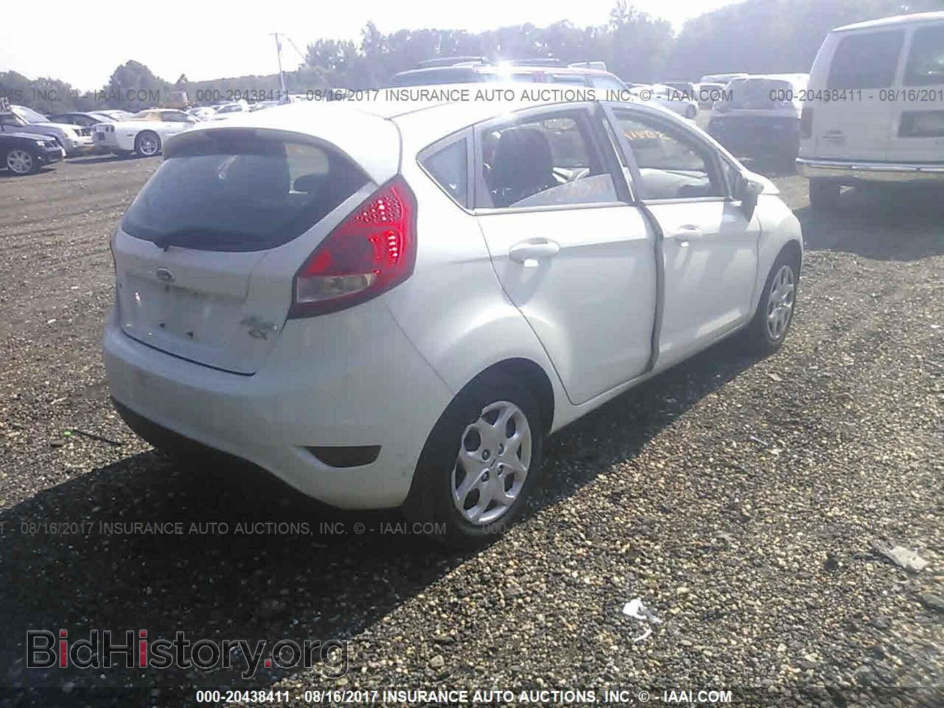 2013 Ford Fiesta - VIN: 3FADP4EJ2DM161674 - Фото 4