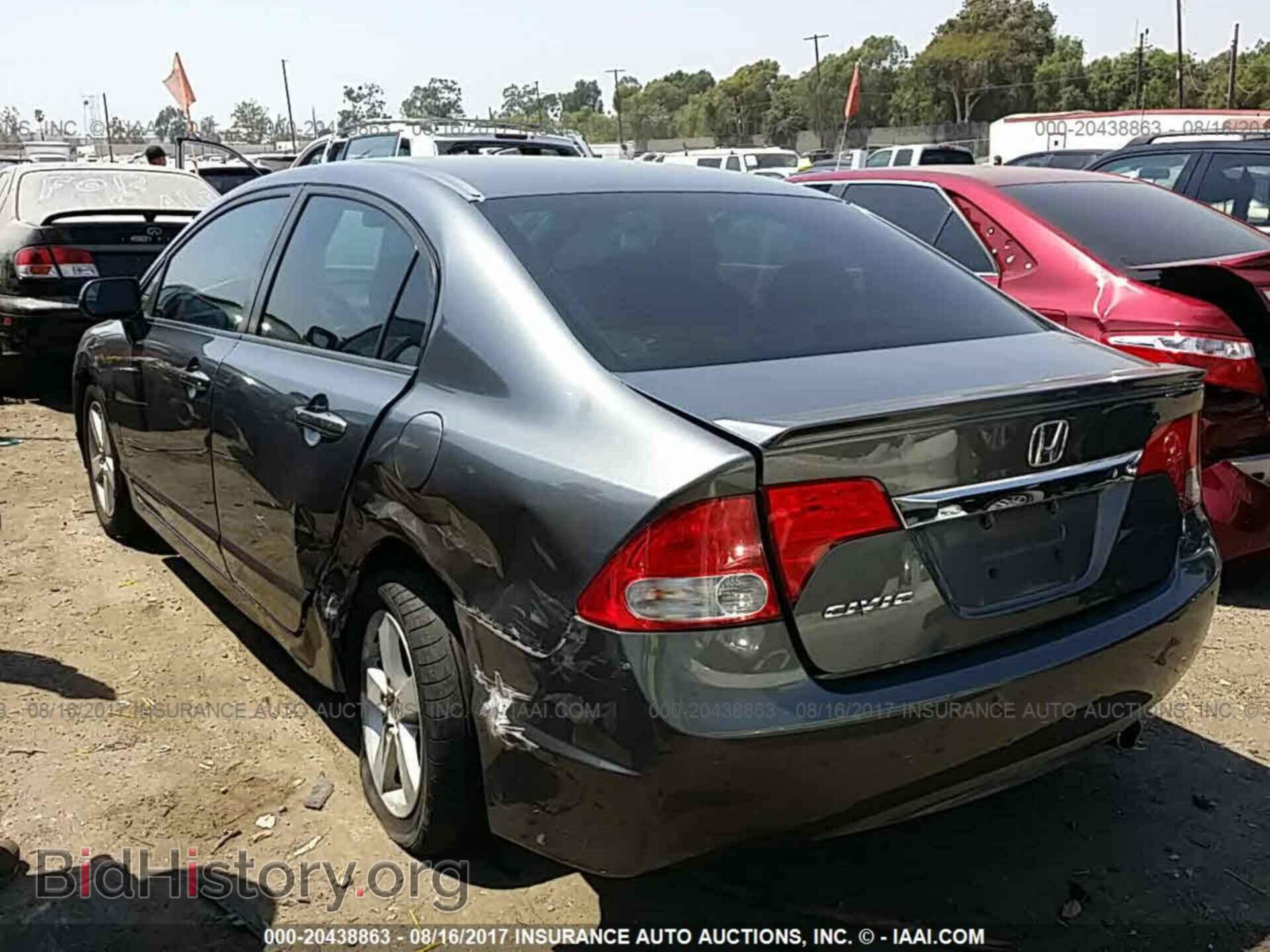 2011 Honda CIVIC (VIN 19XFA1F60BE043854) — фото 3 из 10