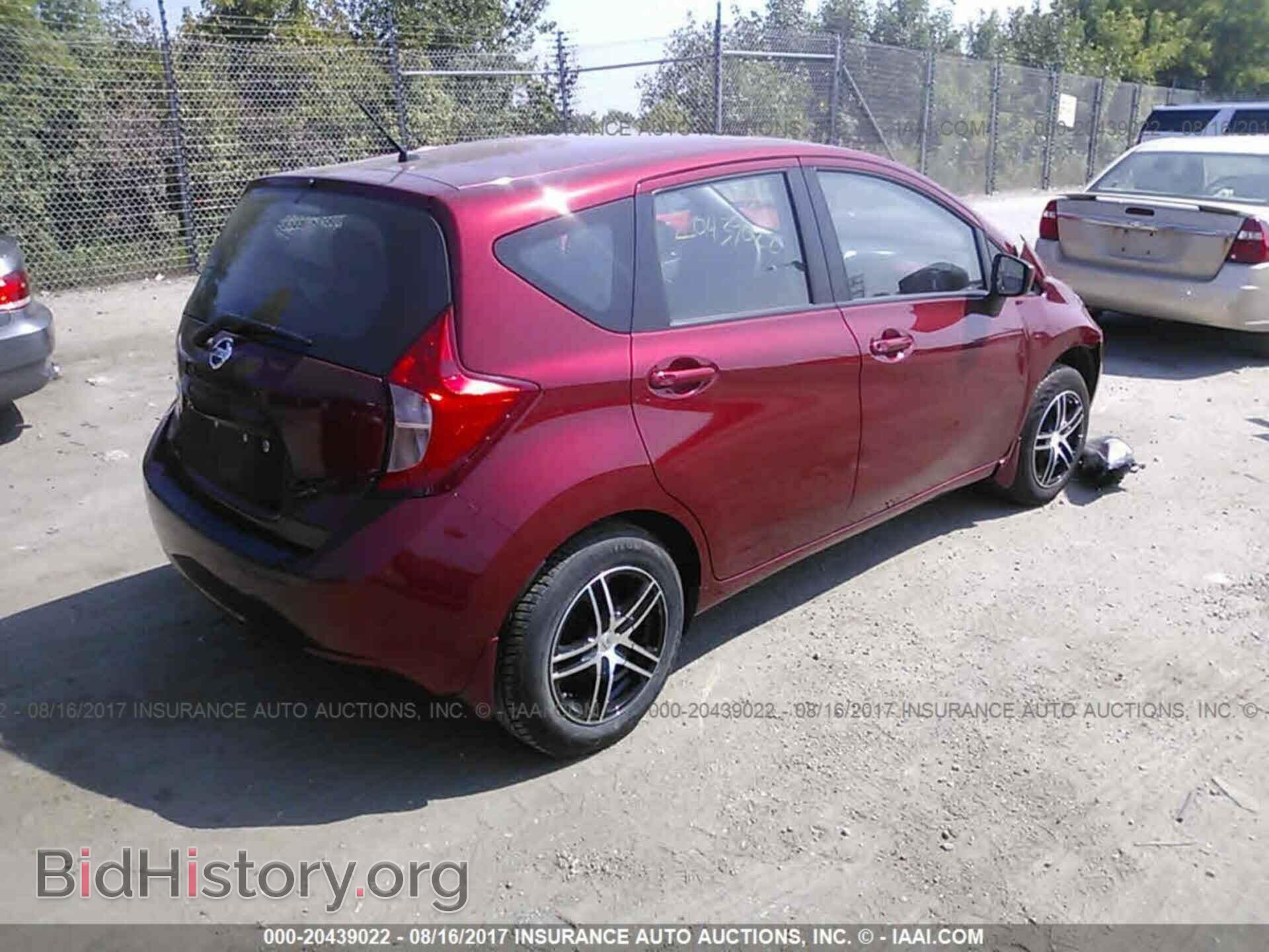2016 Nissan Versa note - VIN: 3N1CE2CP7GL376357 - Photo 4