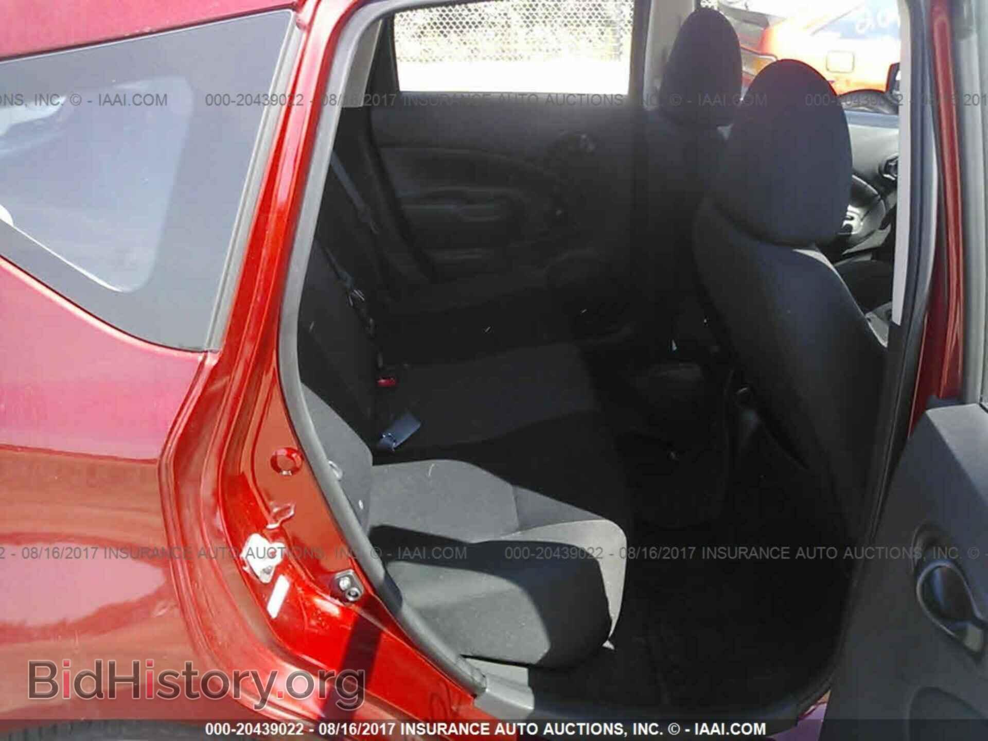 2016 Nissan Versa note - VIN: 3N1CE2CP7GL376357 - Photo 8