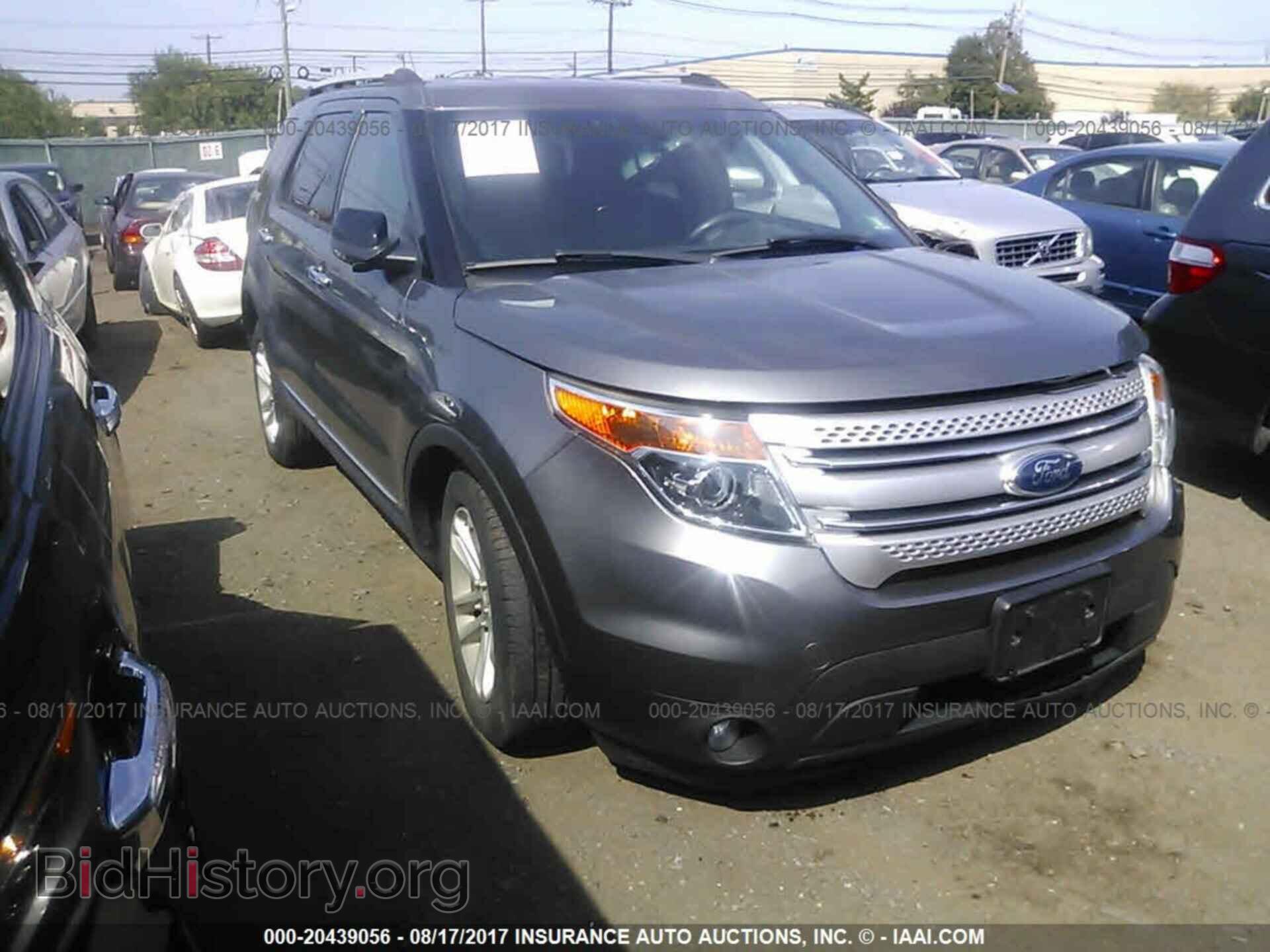 Photo 1FM5K8D87DGA77827 - Ford Explorer 2013