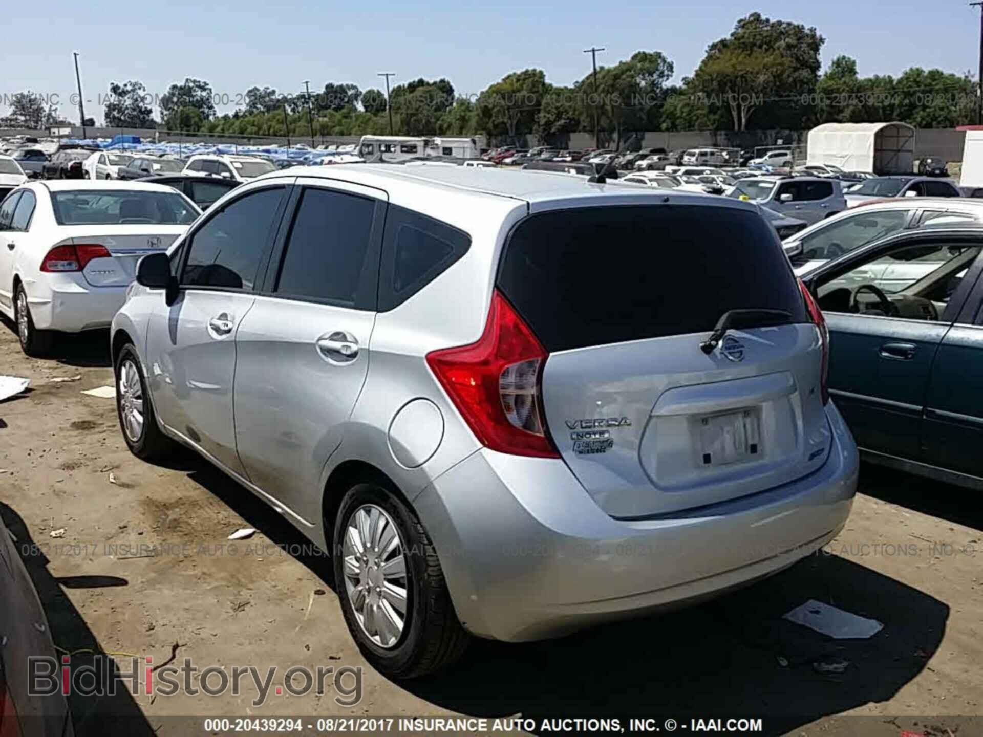 2014 Nissan Versa note - VIN: 3N1CE2CP7EL366991 - Photo 3
