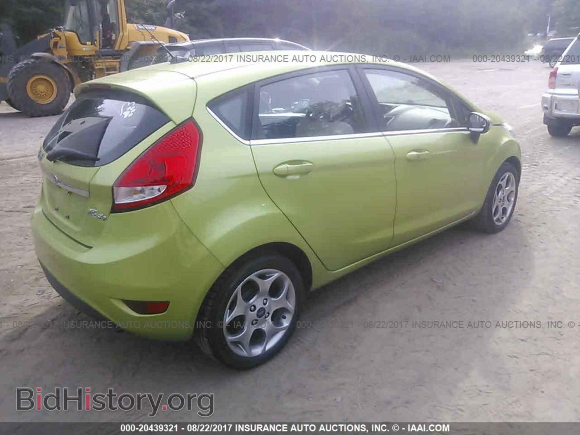 2011 Ford Fiesta - VIN: 3FADP4FJ2BM111014 - Фото 4