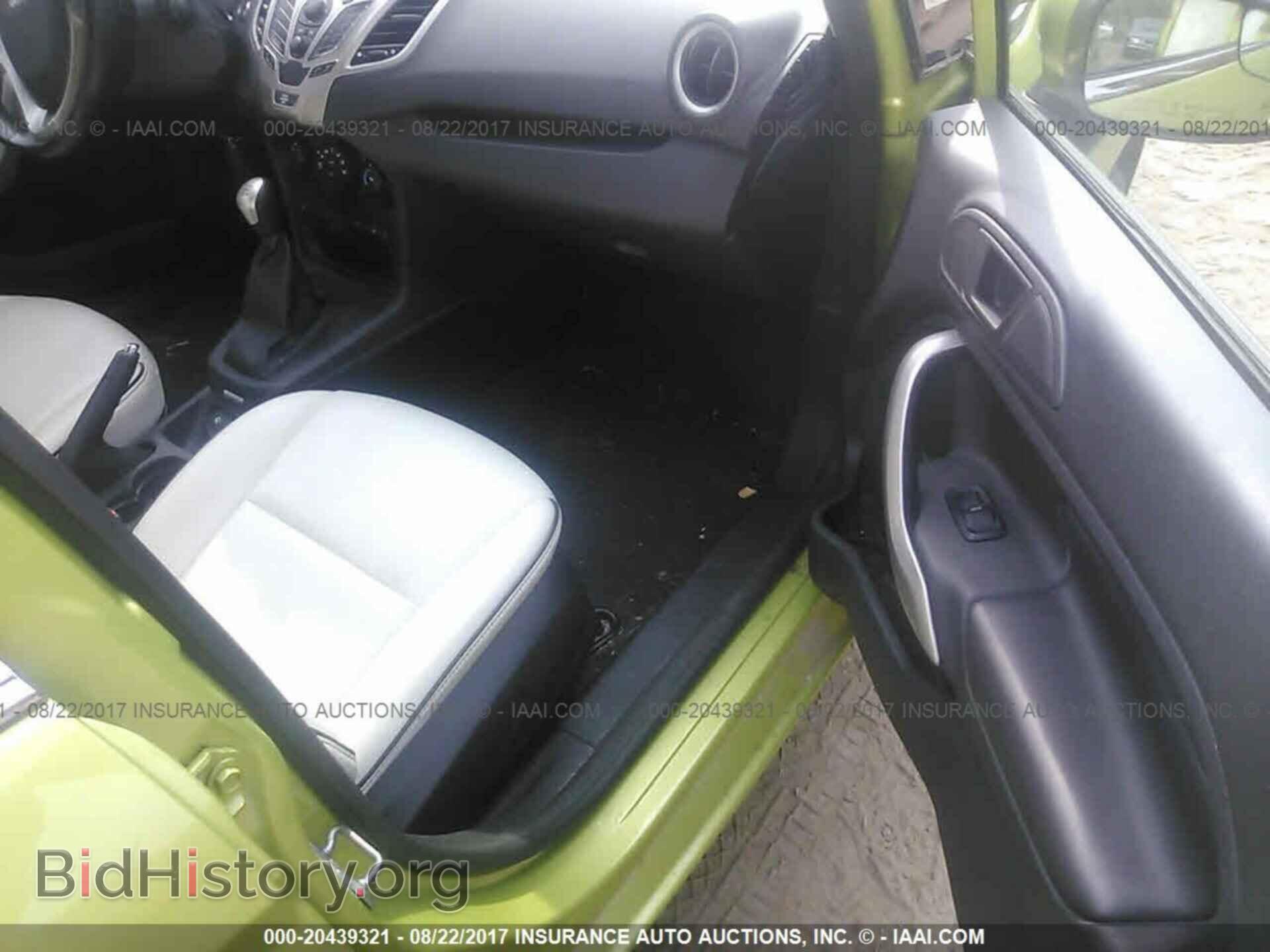 2011 Ford Fiesta - VIN: 3FADP4FJ2BM111014 - Фото 5