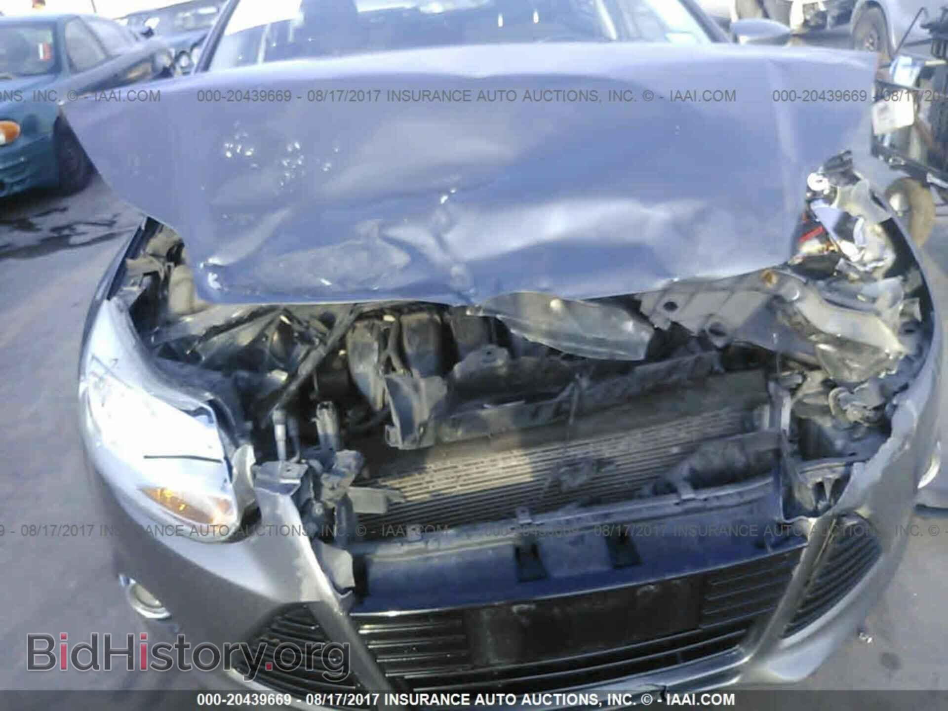 2012 Ford Focus - VIN: 1FAHP3M21CL129692 - Photo 6