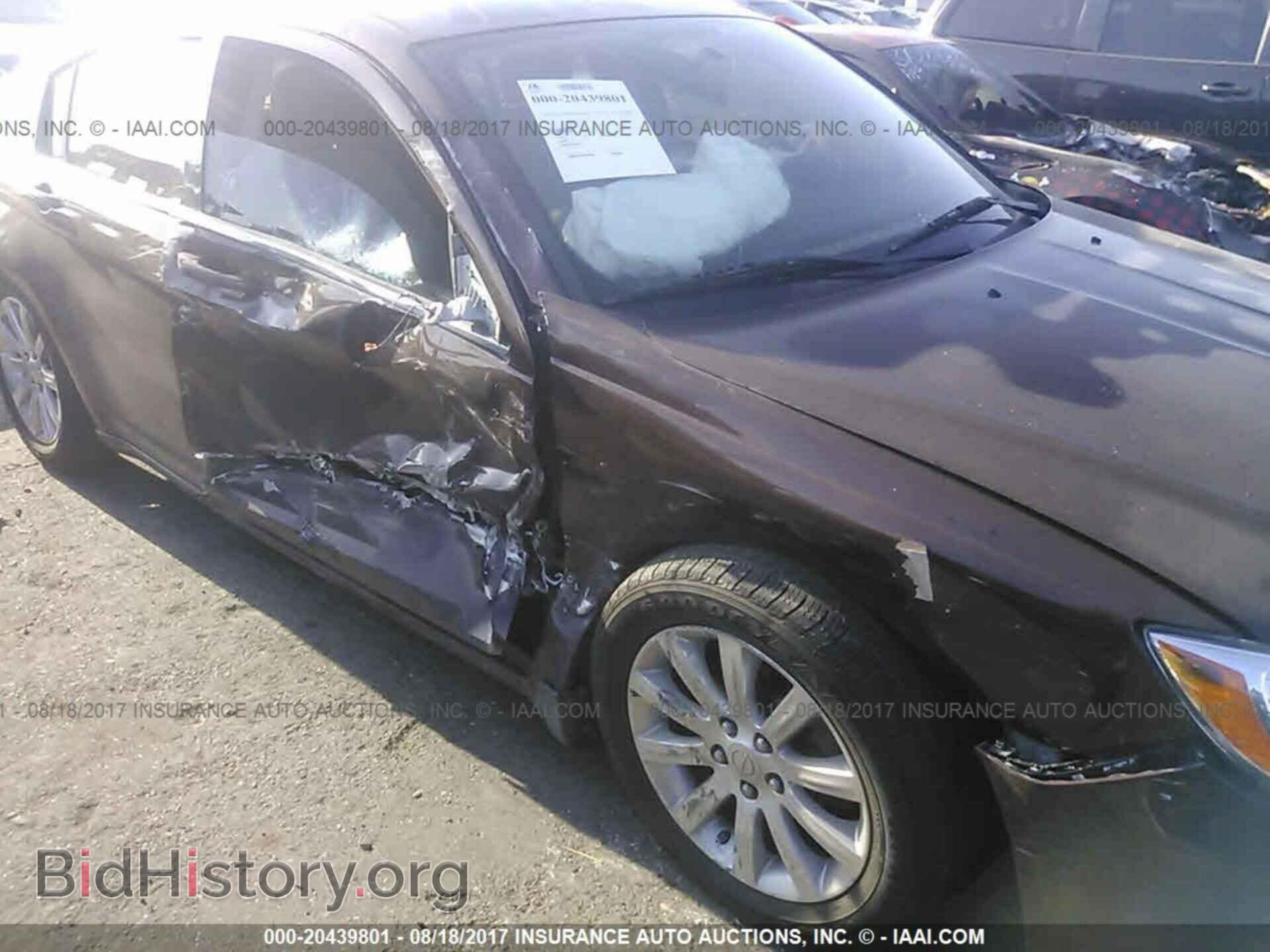 2013 Chrysler 200 - VIN: 1C3CCBBB8DN672321 - Photo 6