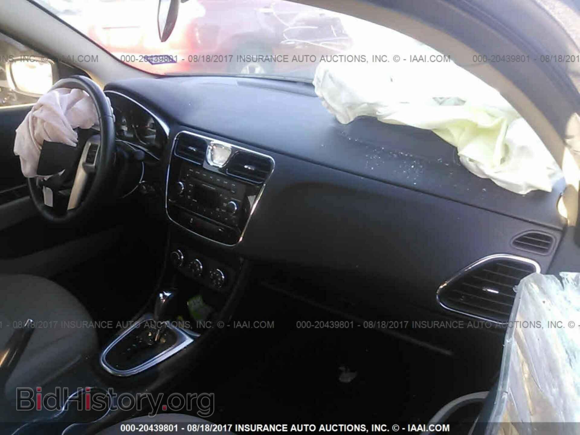 2013 Chrysler 200 - VIN: 1C3CCBBB8DN672321 - Photo 8