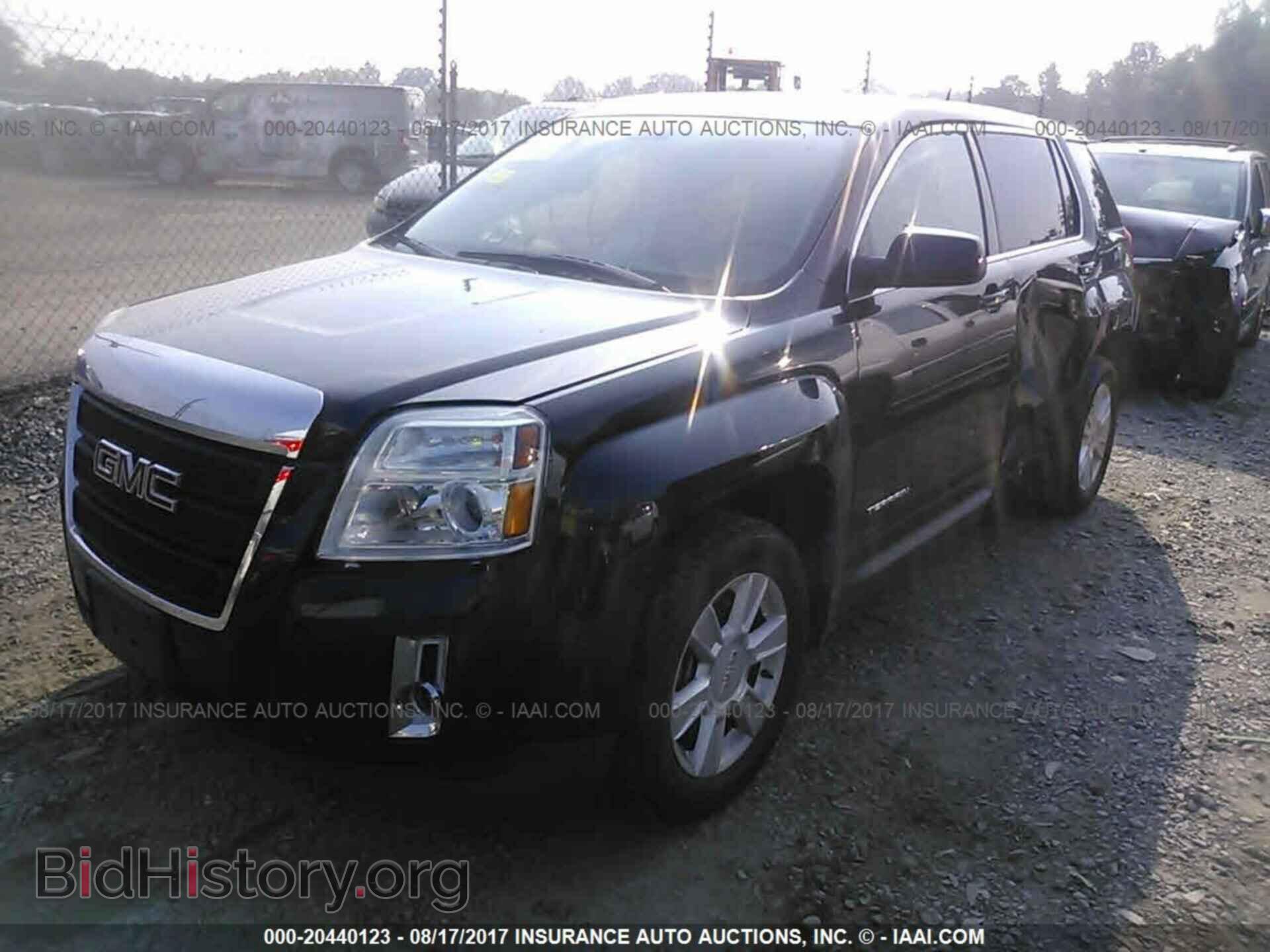 2011 Gmc Terrain - VIN: 2CTALMEC8B6422019 - Photo 2