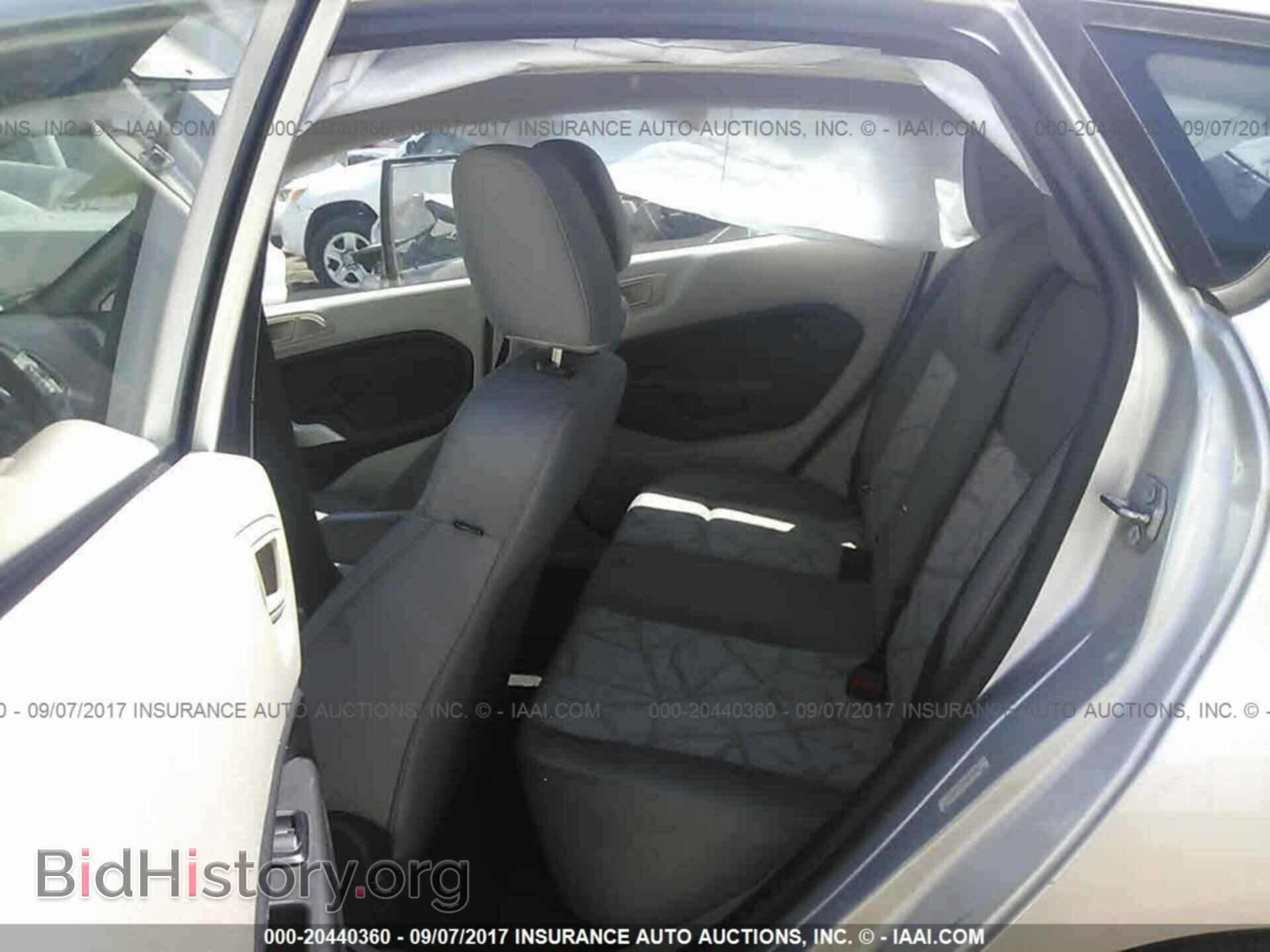 2012 Ford Fiesta - VIN: 3FADP4EJ3CM131498 - Фото 8