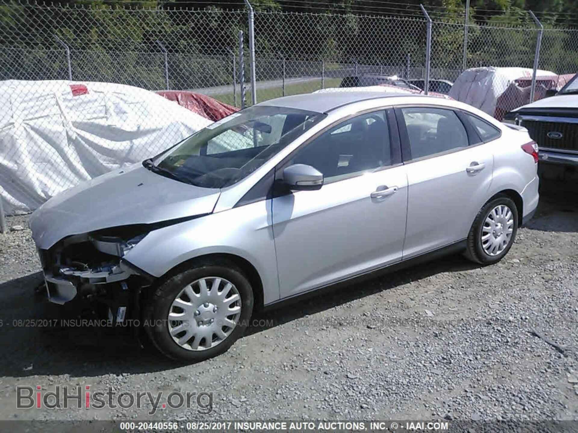 2013 Ford Focus - VIN: 1FADP3F29DL175378 - Фото 2