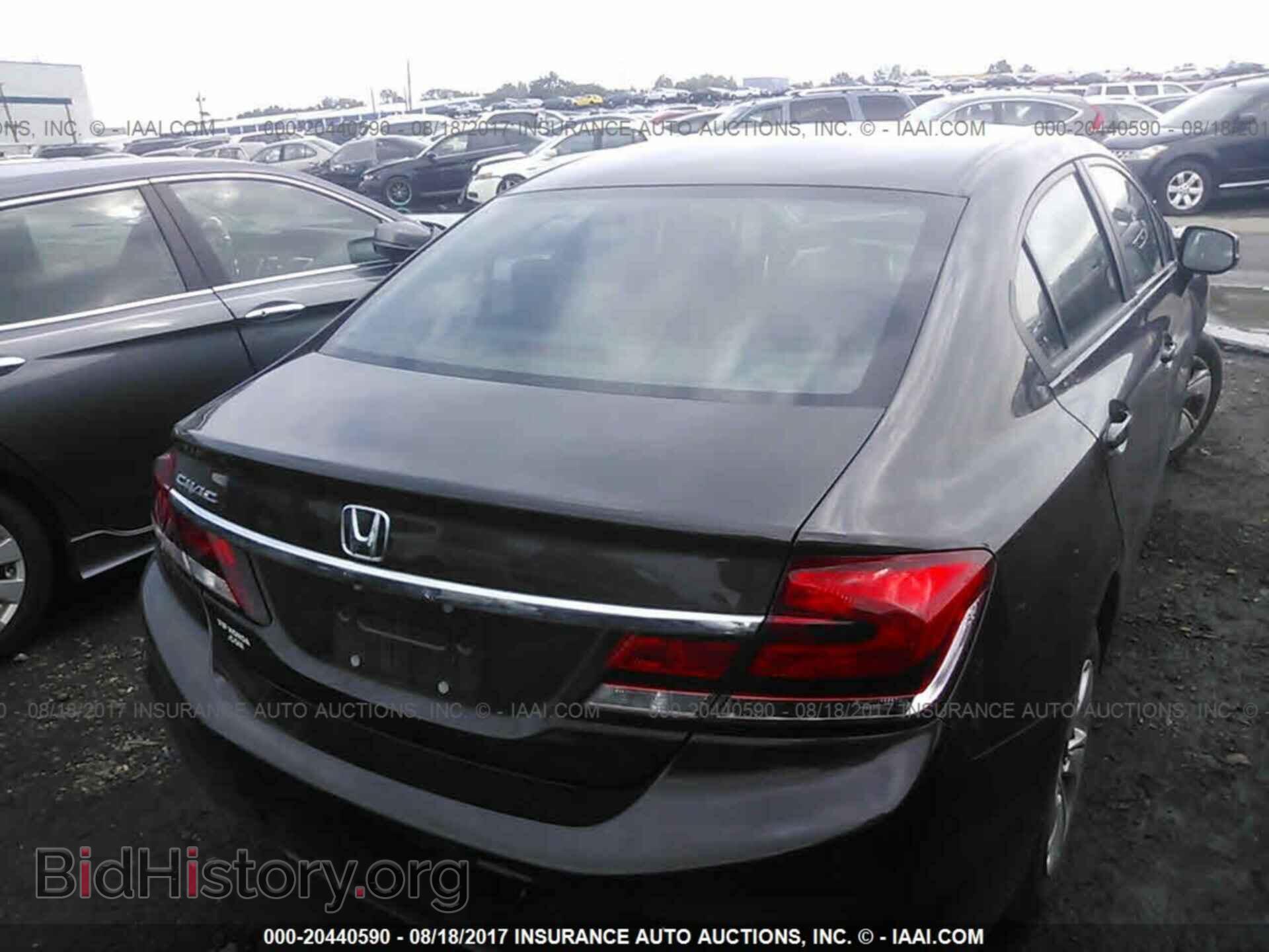 2013 Honda Civic - VIN: 19XFB2F52DE229196 - Фото 4