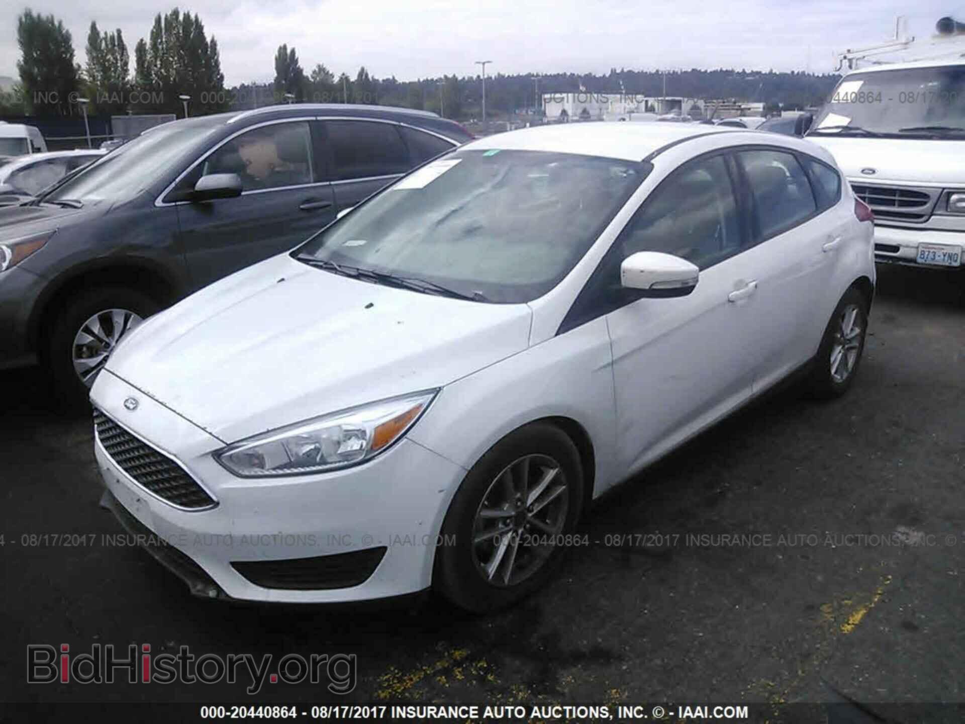 2016 Ford Focus - VIN: 1FADP3K21GL271774 - Фото 2