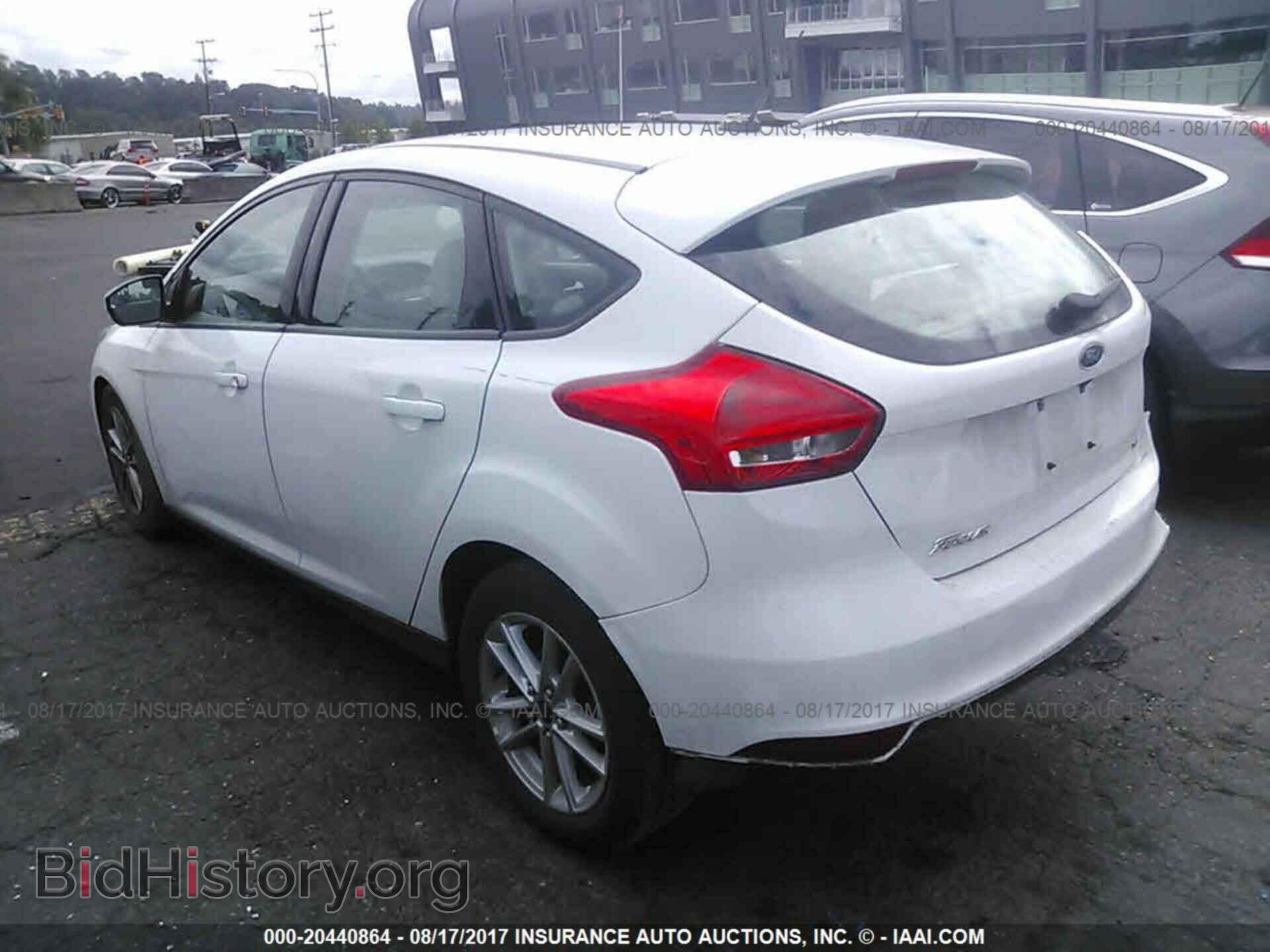 2016 Ford Focus - VIN: 1FADP3K21GL271774 - Фото 3