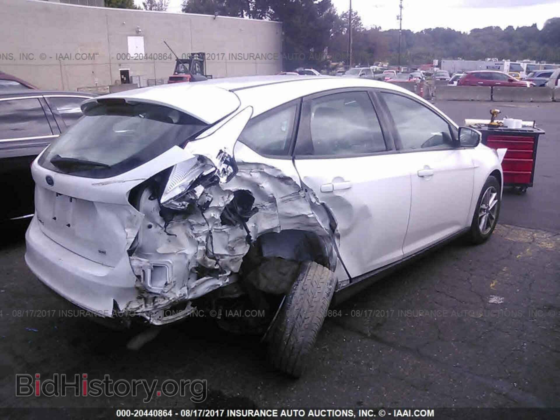 2016 Ford Focus - VIN: 1FADP3K21GL271774 - Фото 4