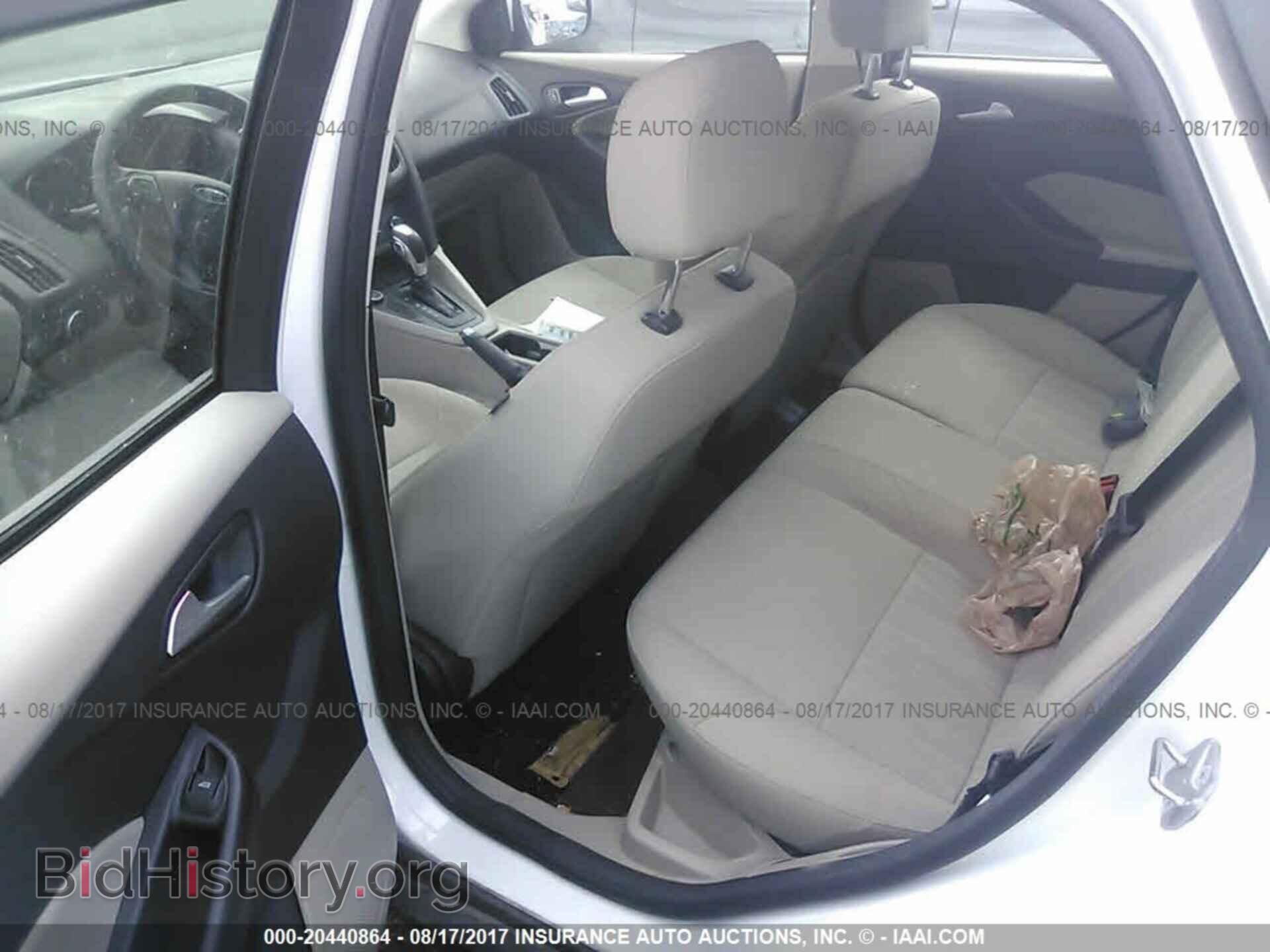 2016 Ford Focus - VIN: 1FADP3K21GL271774 - Фото 8