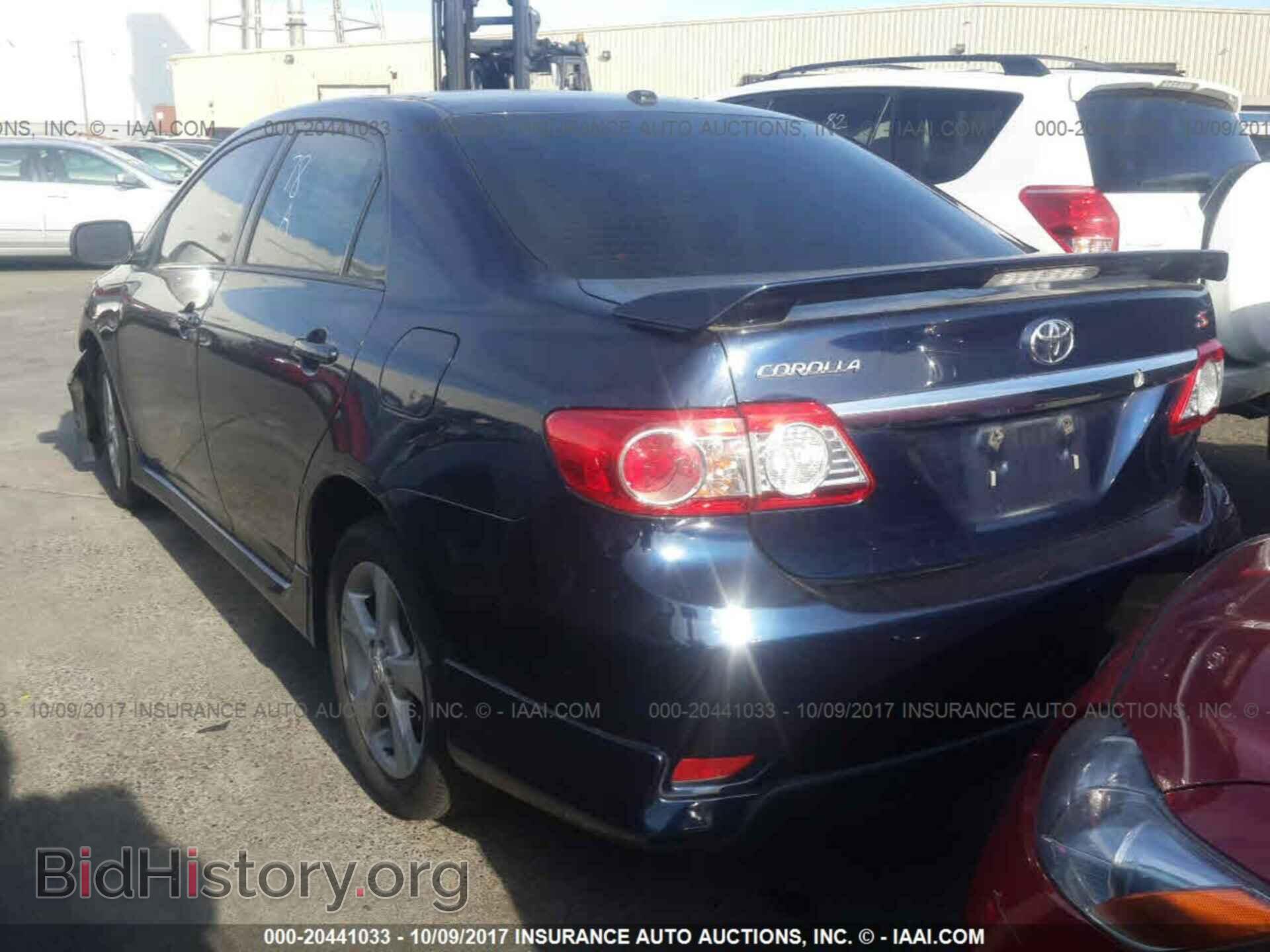 2011 Toyota Corolla - VIN: 2T1BU4EEXBC671077 - Фото 3