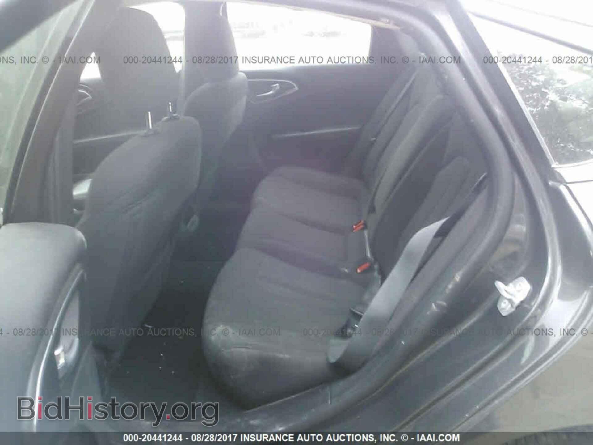2016 Chrysler 200 - VIN: 1C3CCCAB6GN131652 - Photo 8