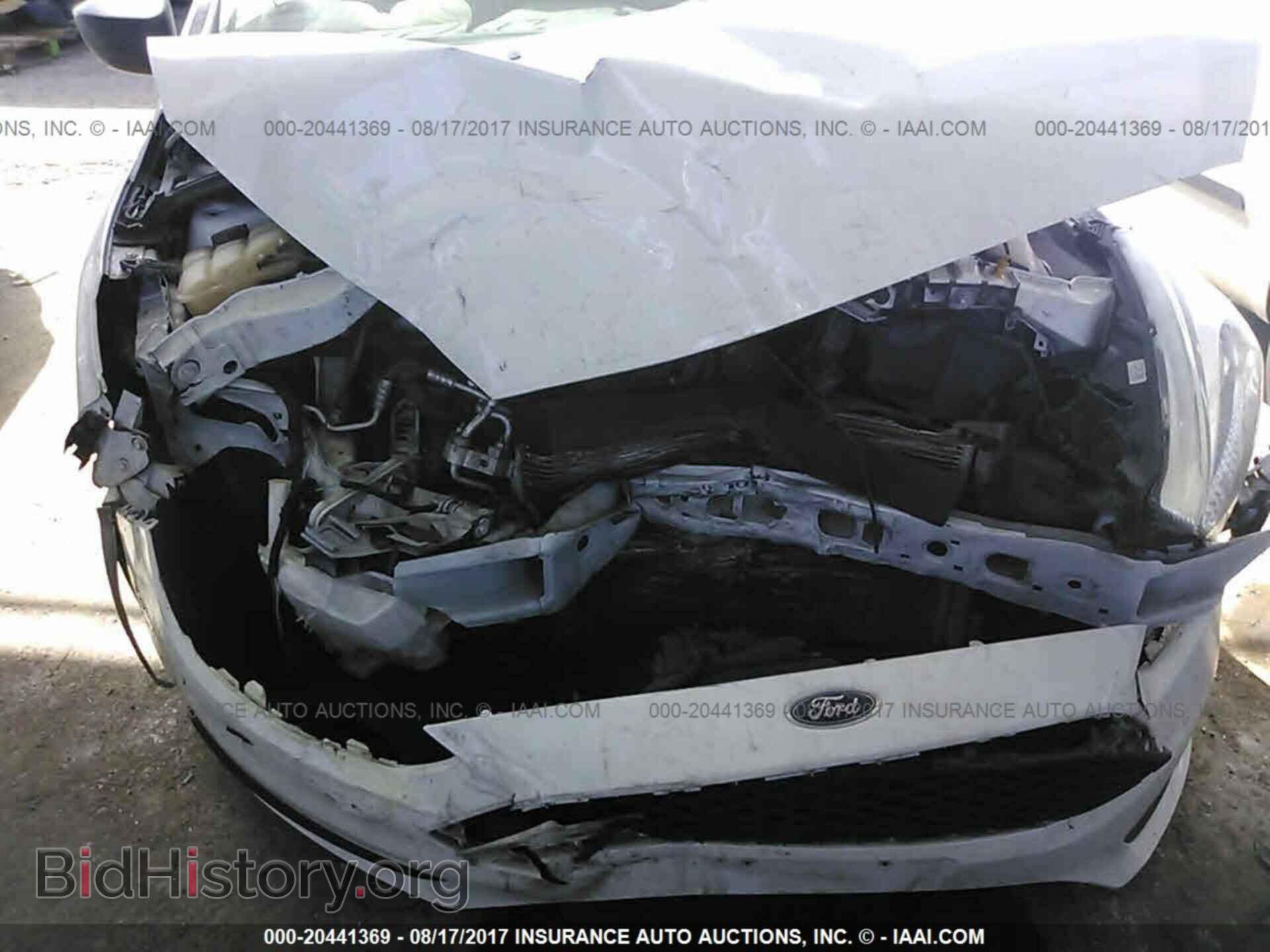 2016 Ford Focus - VIN: 1FADP3E24GL229966 - Photo 6