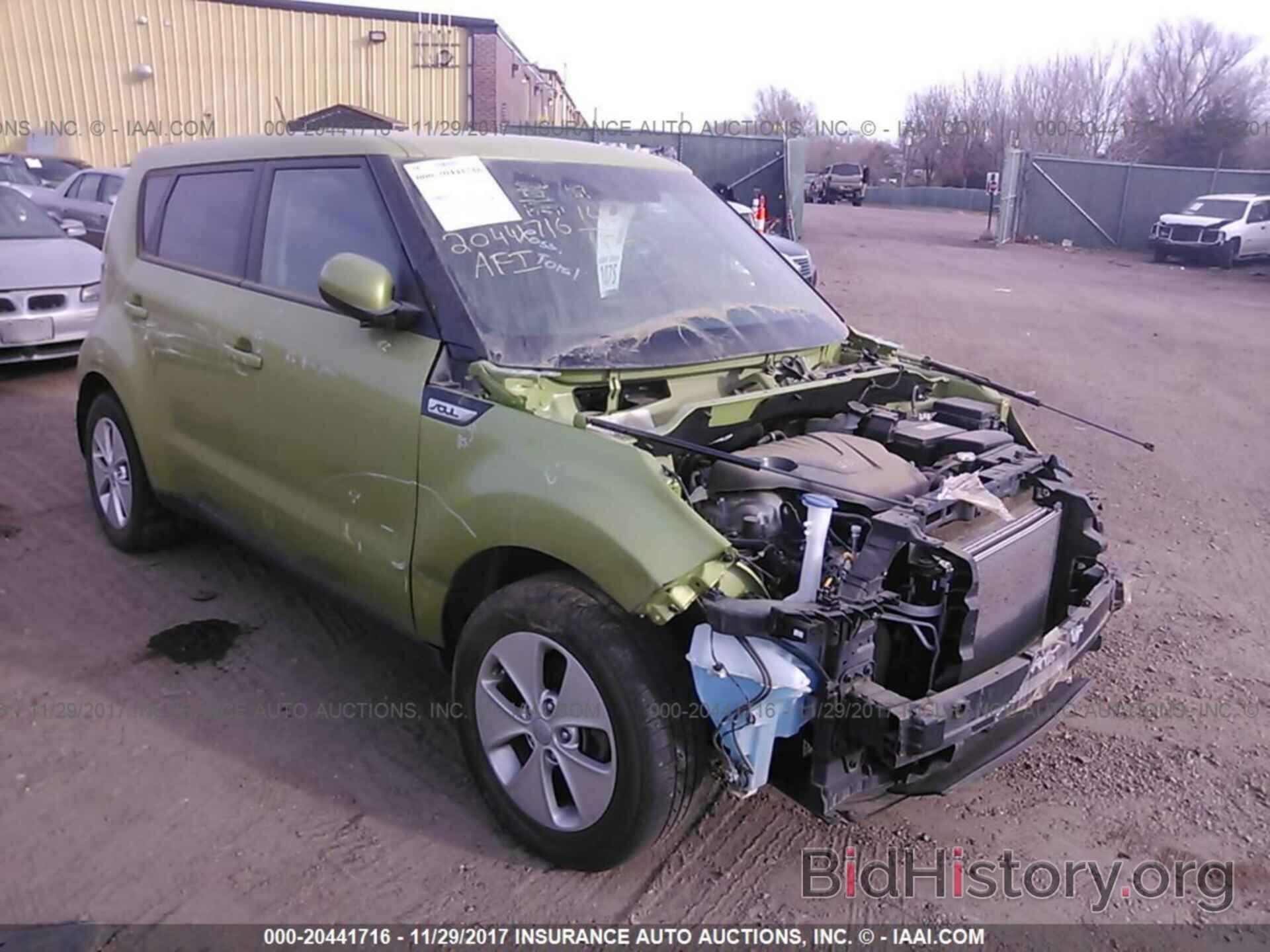 Photo KNDJN2A27F7765420 - Kia Soul 2015