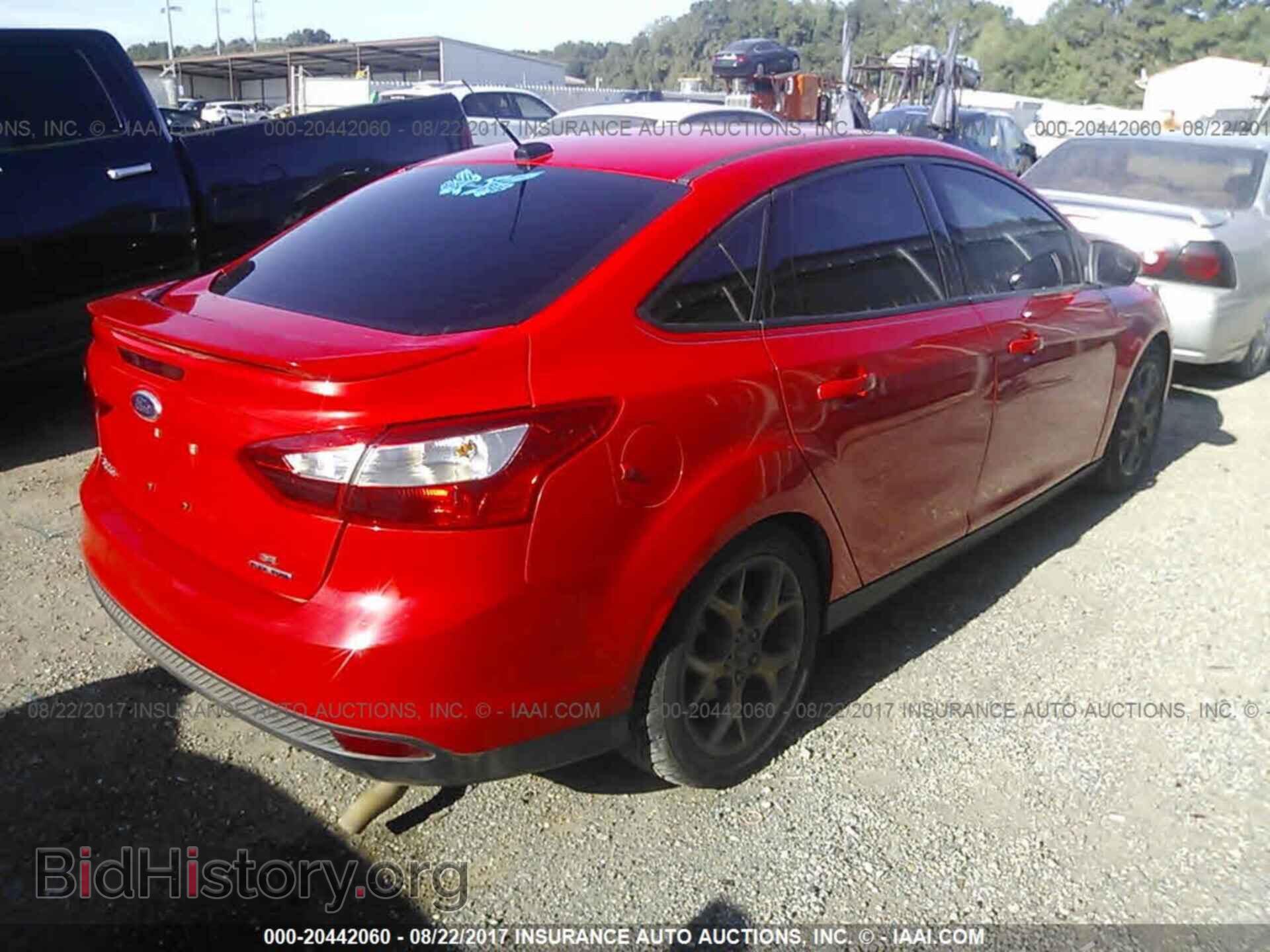 2014 Ford Focus - VIN: 1FADP3F27EL163876 - Фото 4