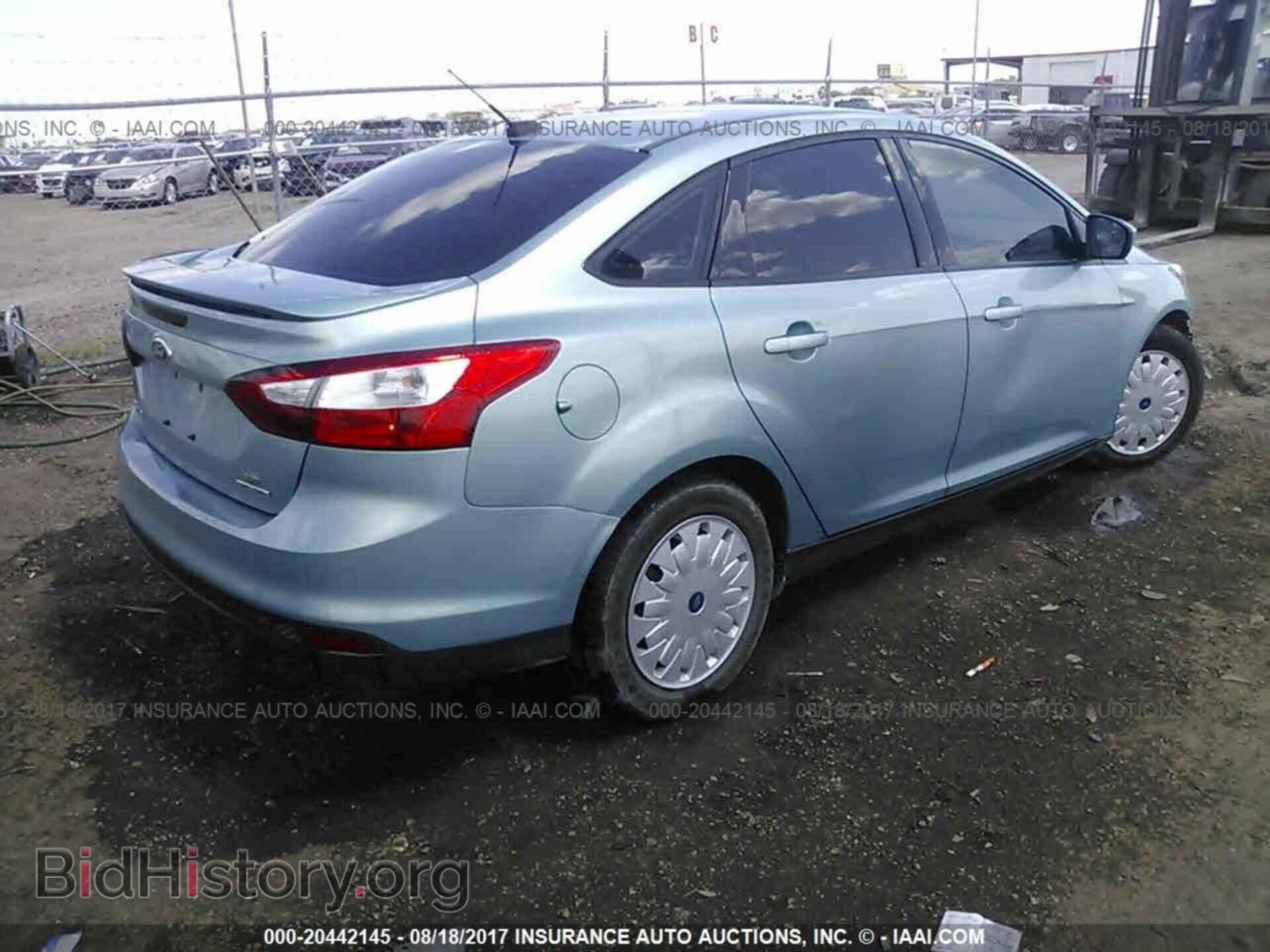 2012 Ford Focus - VIN: 1FAHP3F25CL478514 - Photo 4