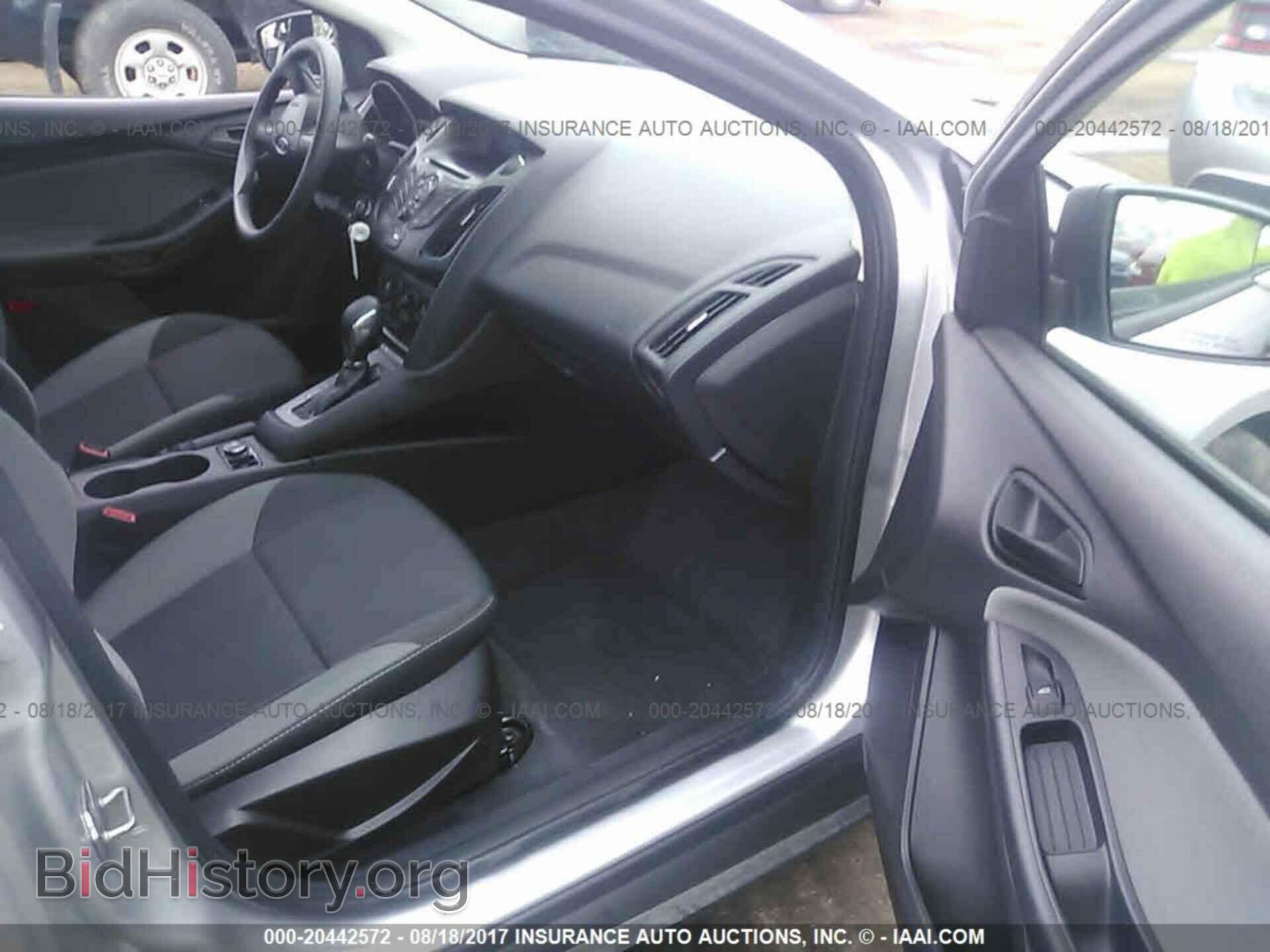 2012 Ford Focus - VIN: 1FAHP3E28CL445234 - Photo 5
