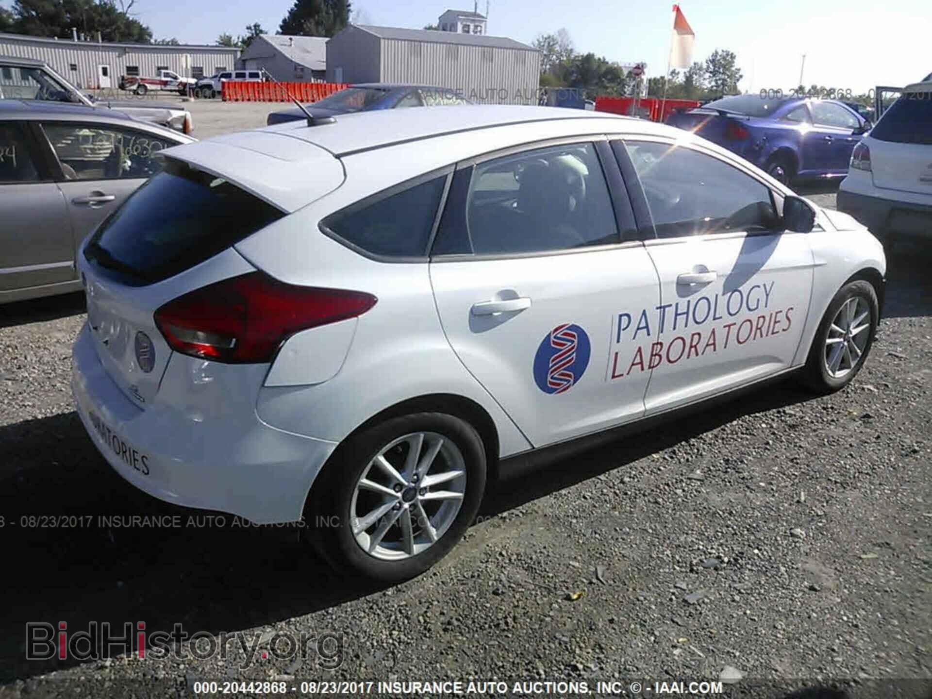 2016 Ford Focus - VIN: 1FADP3K27GL404375 - Фото 4
