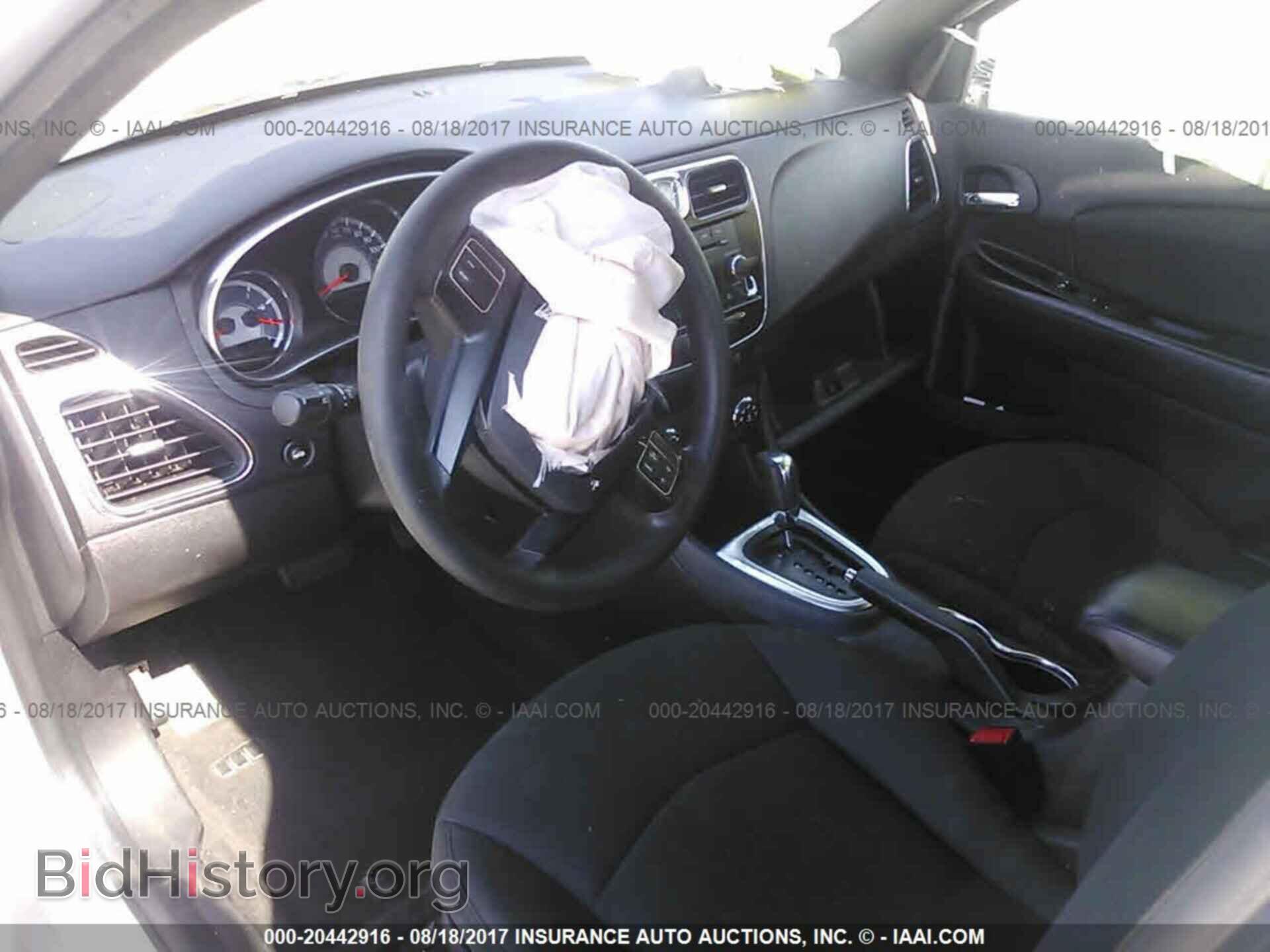 2012 Chrysler 200 - VIN: 1C3CCBAB6CN134202 - Фото 5