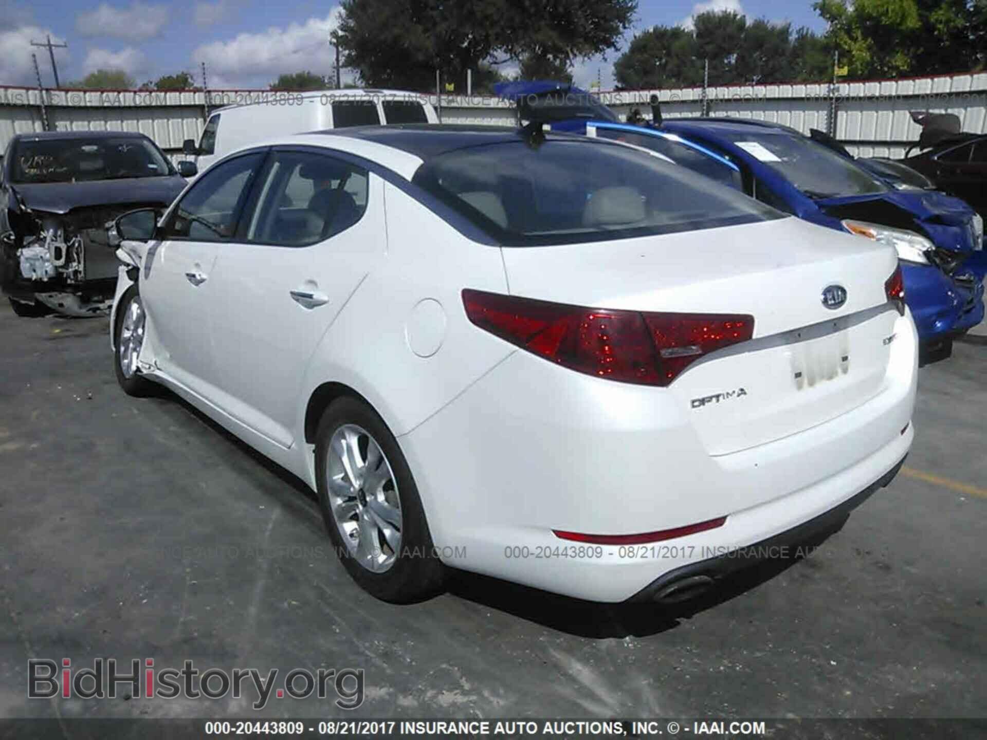 2011 Kia Optima - VIN: KNAGN4A73B5082909 - Photo 3