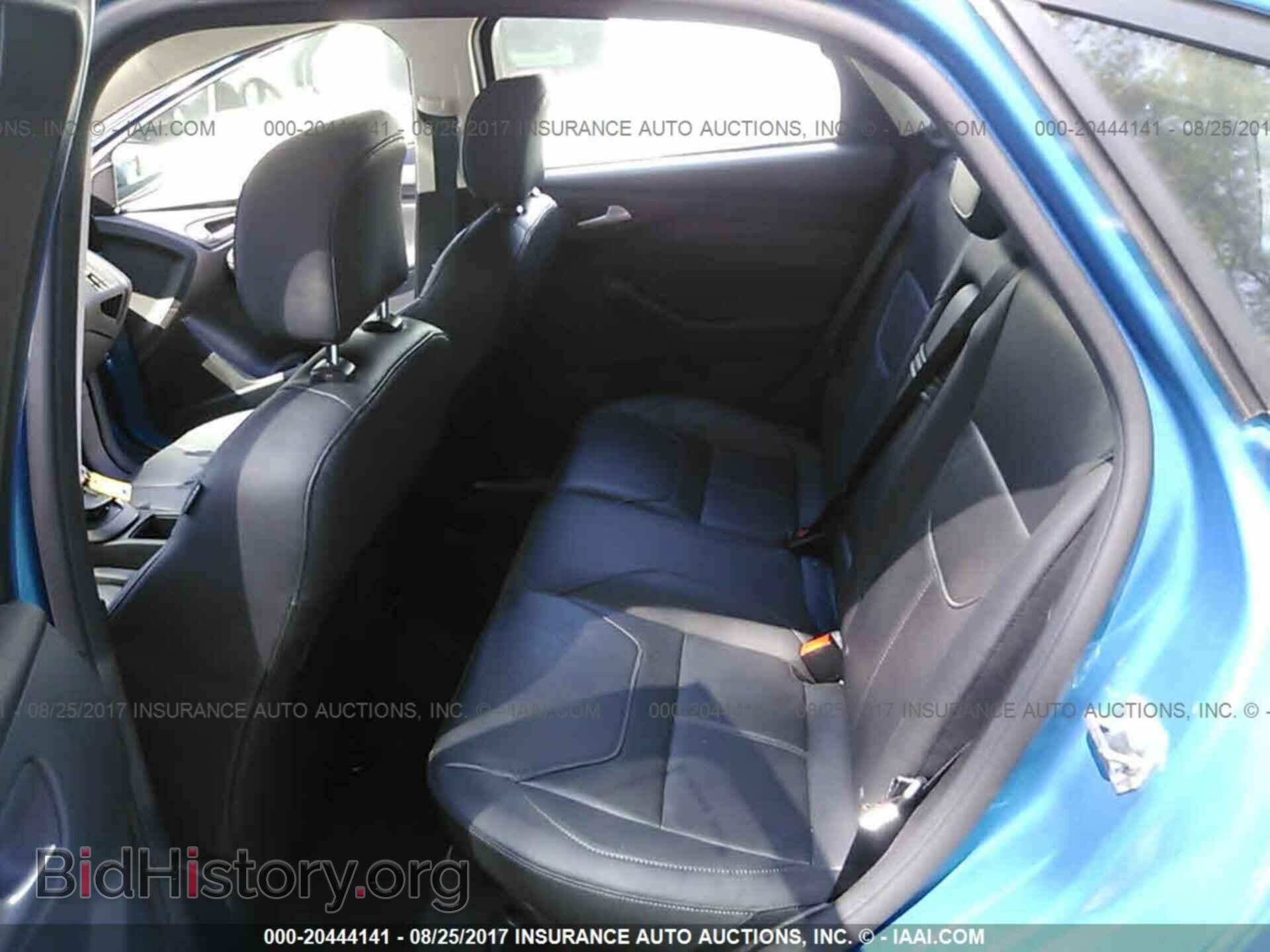 2015 Ford Focus - VIN: 1FADP3F27FL336569 - Photo 8