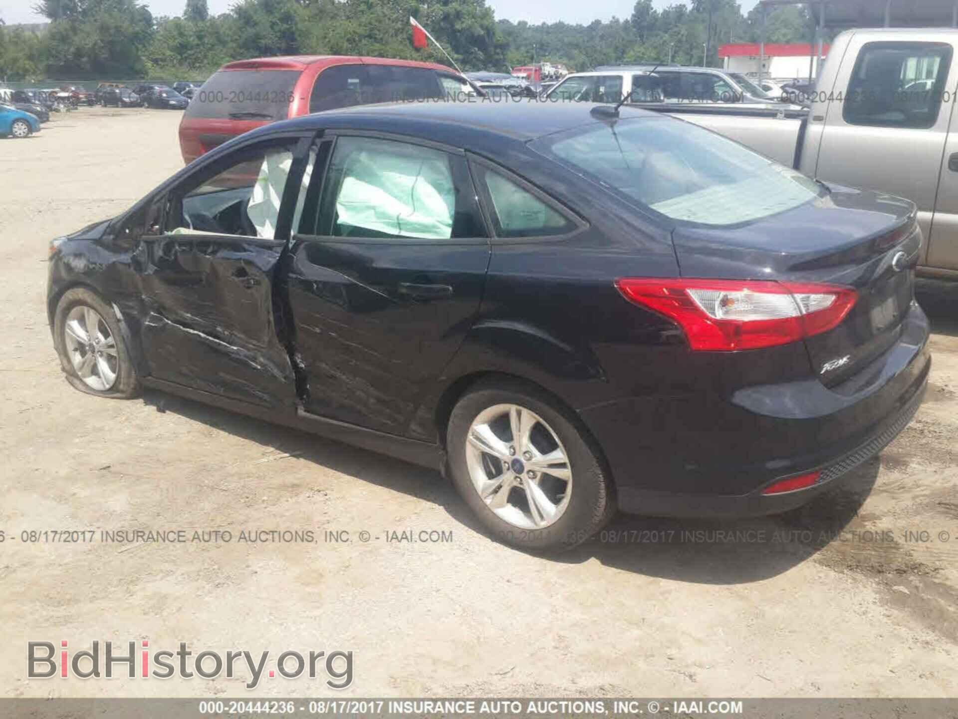 2014 Ford Focus - VIN: 1FADP3F2XEL227859 - Фото 3