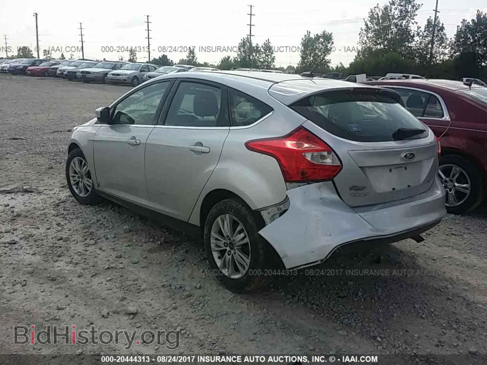 2012 Ford Focus - VIN: 1FAHP3M24CL206815 - Photo 3