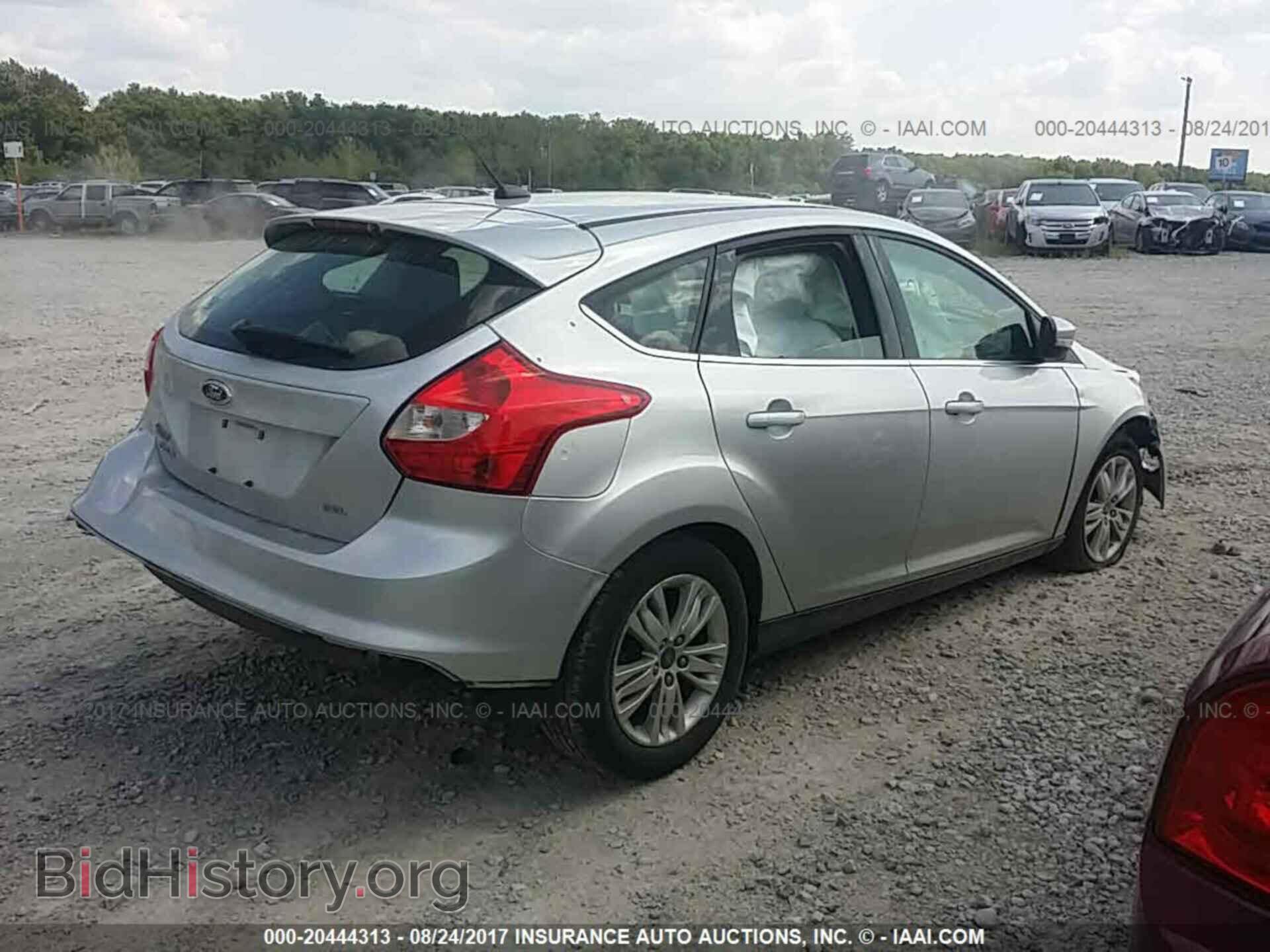 2012 Ford Focus - VIN: 1FAHP3M24CL206815 - Photo 4