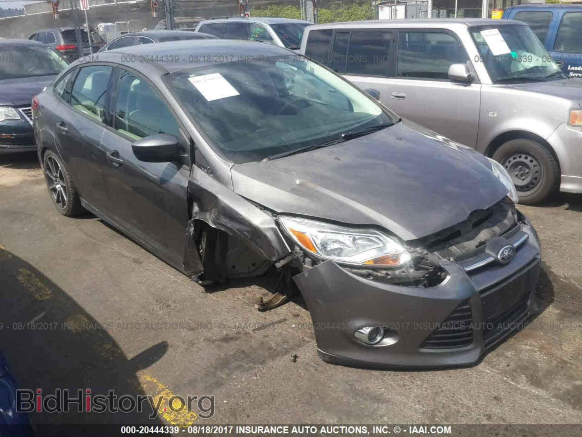 Photo 1FAHP3F22CL456728 - Ford Focus 2012