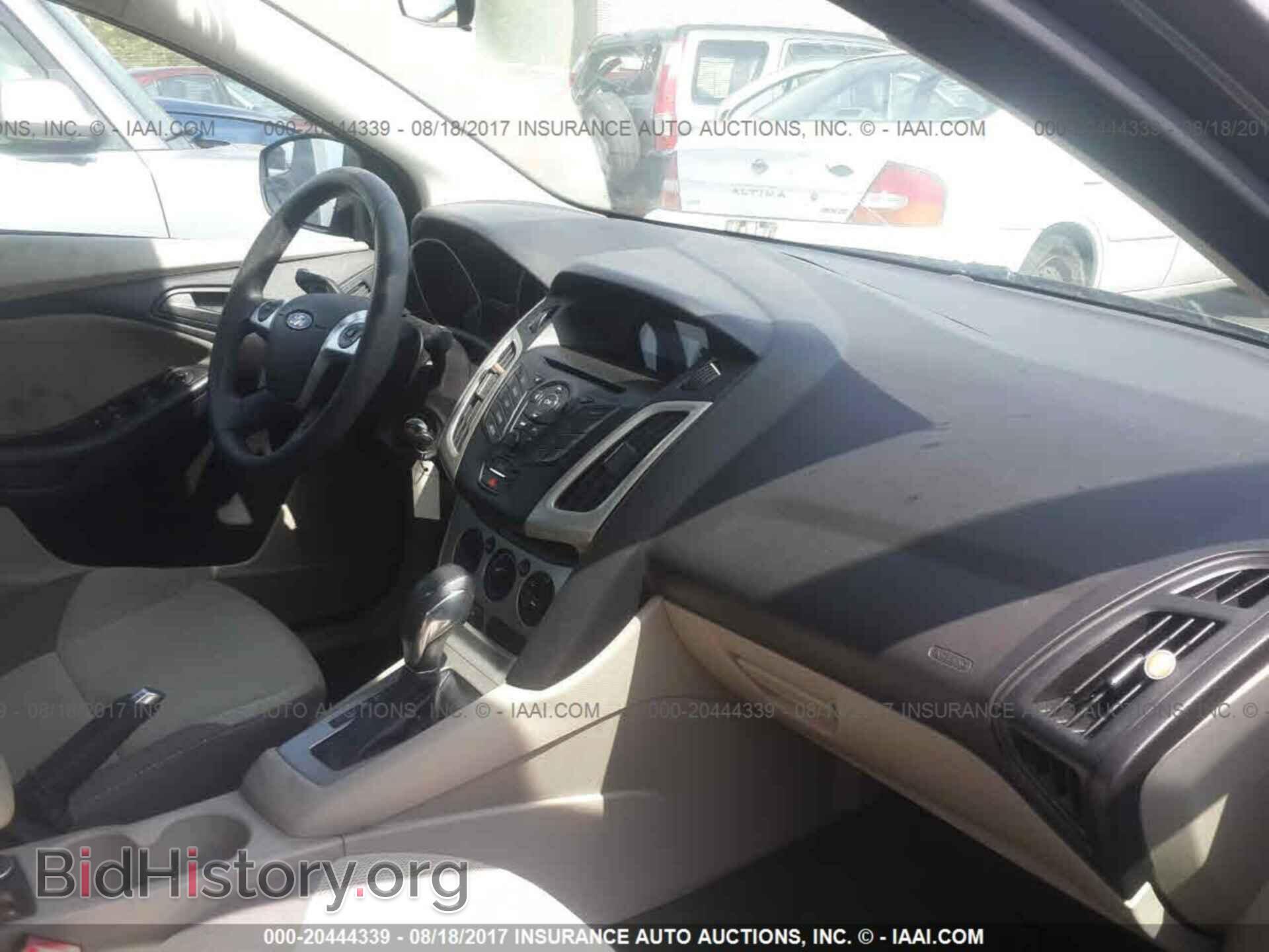 2012 Ford Focus - VIN: 1FAHP3F22CL456728 - Photo 5