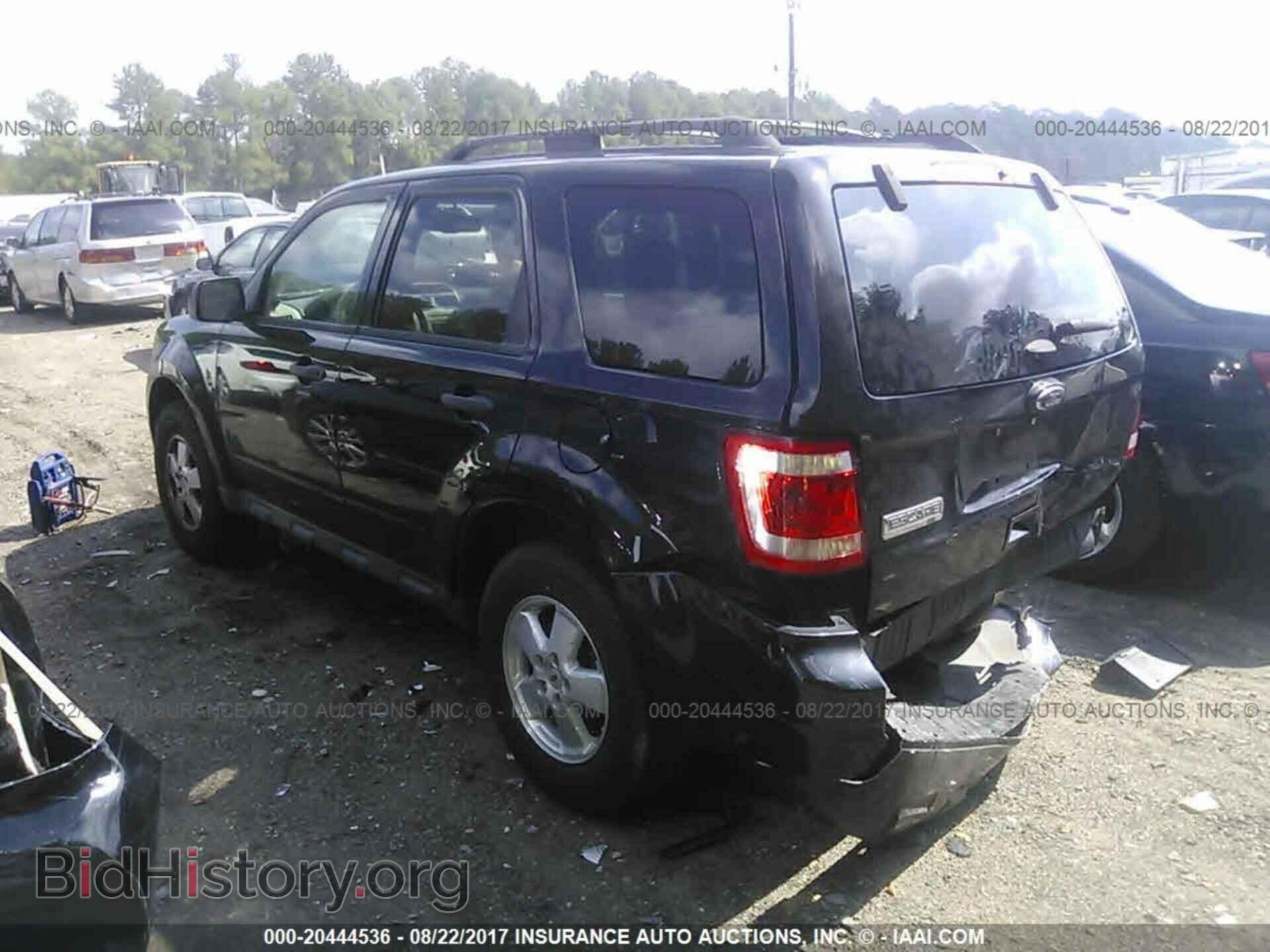 2011 Ford Escape - VIN: 1FMCU0D79BKC59422 - Photo 3