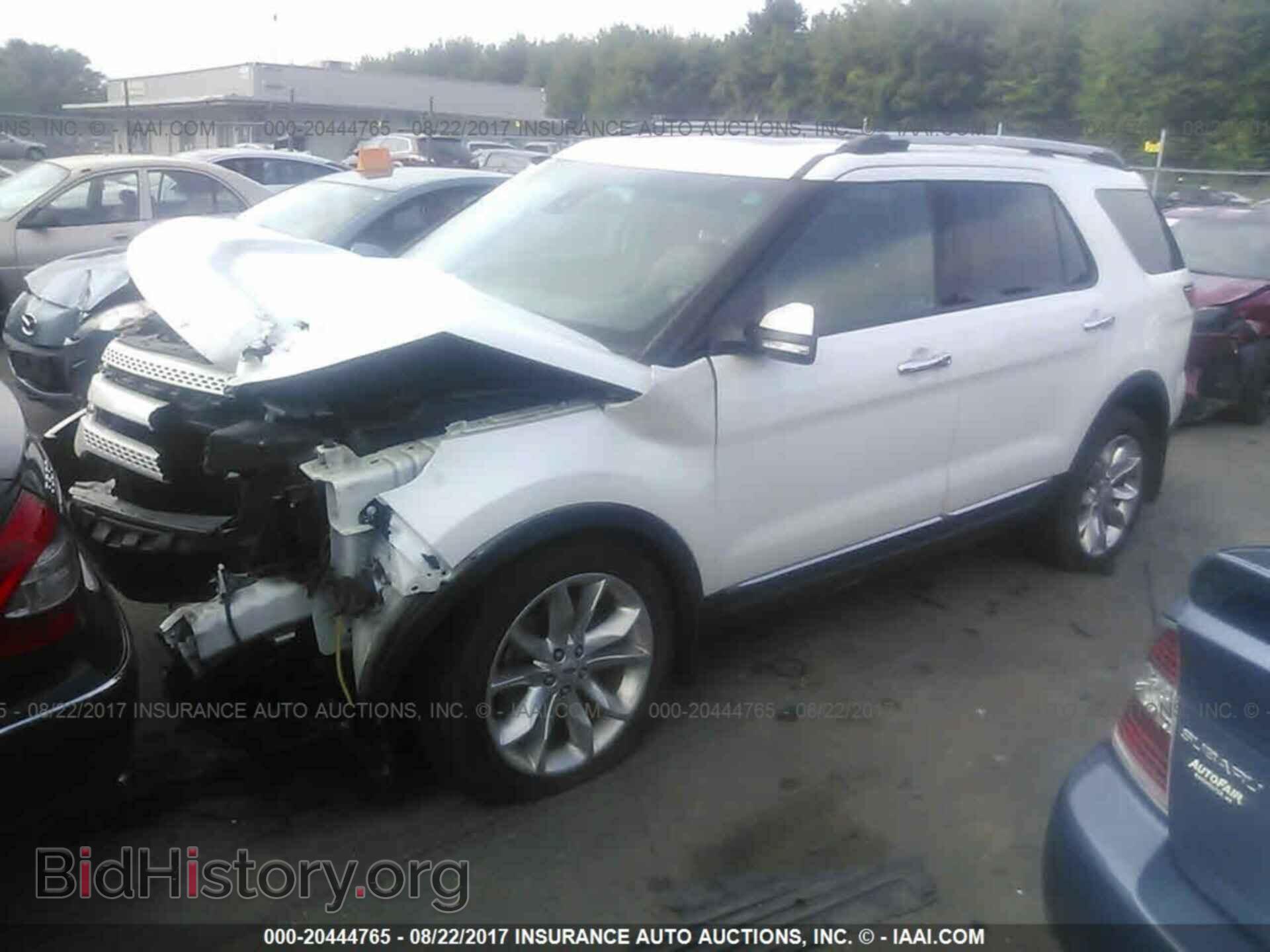 2013 Ford Explorer - VIN: 1FM5K8F84DGB50083 - Photo 2
