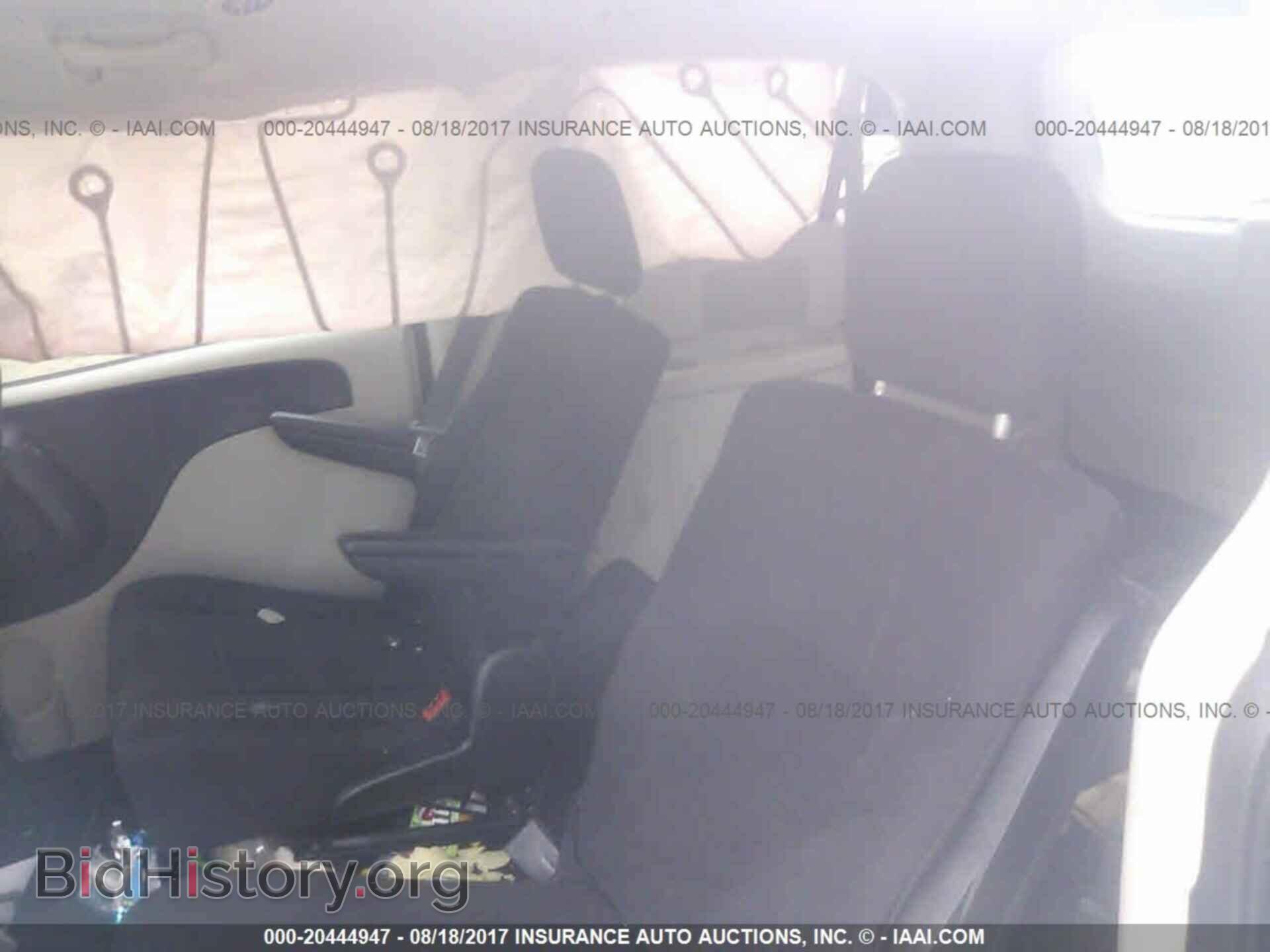 2011 Dodge Grand caravan - VIN: 2D4RN3DG1BR710148 - Photo 8