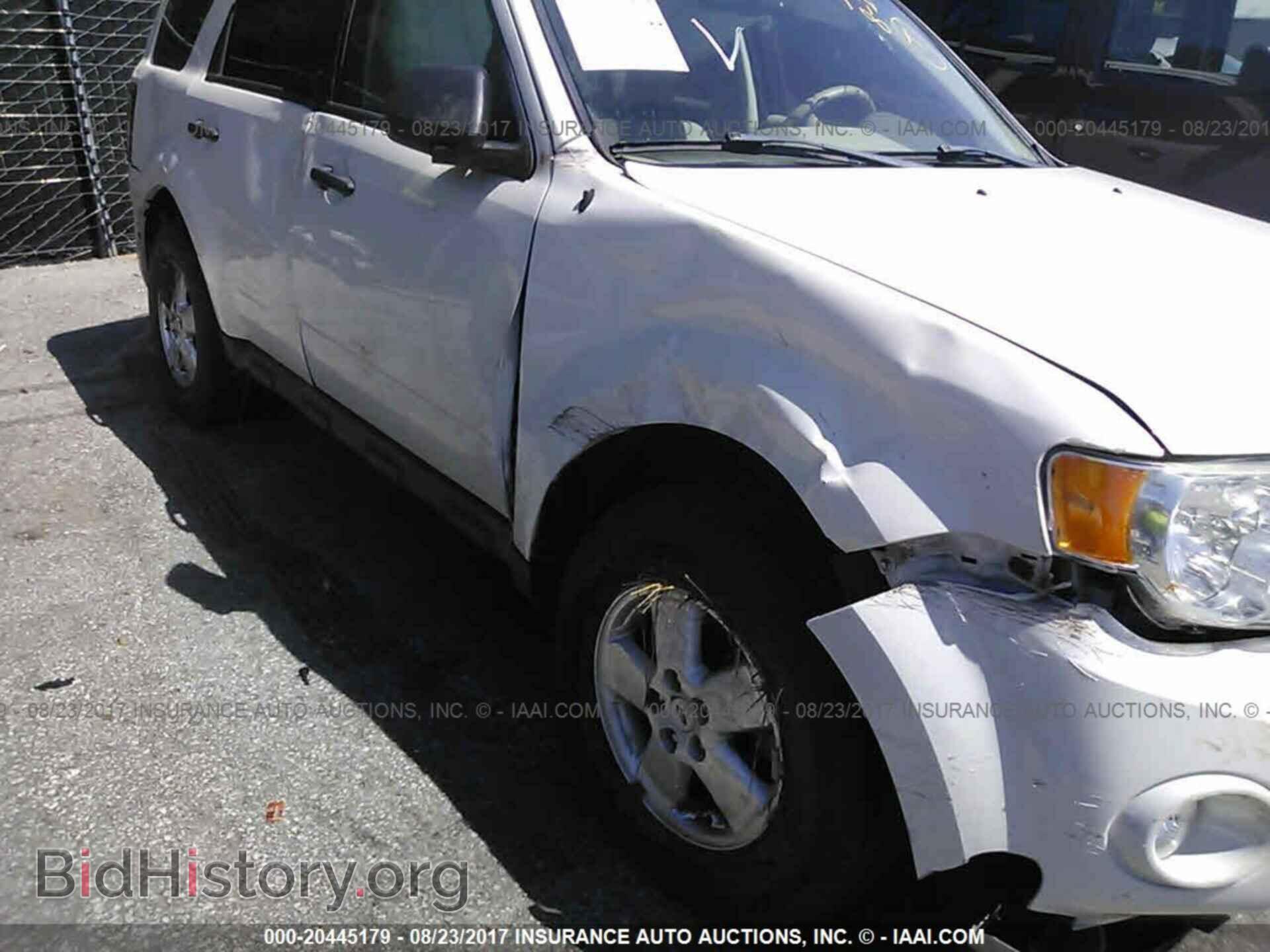 2011 Ford Escape - VIN: 1FMCU0DG4BKB97931 - Фото 6