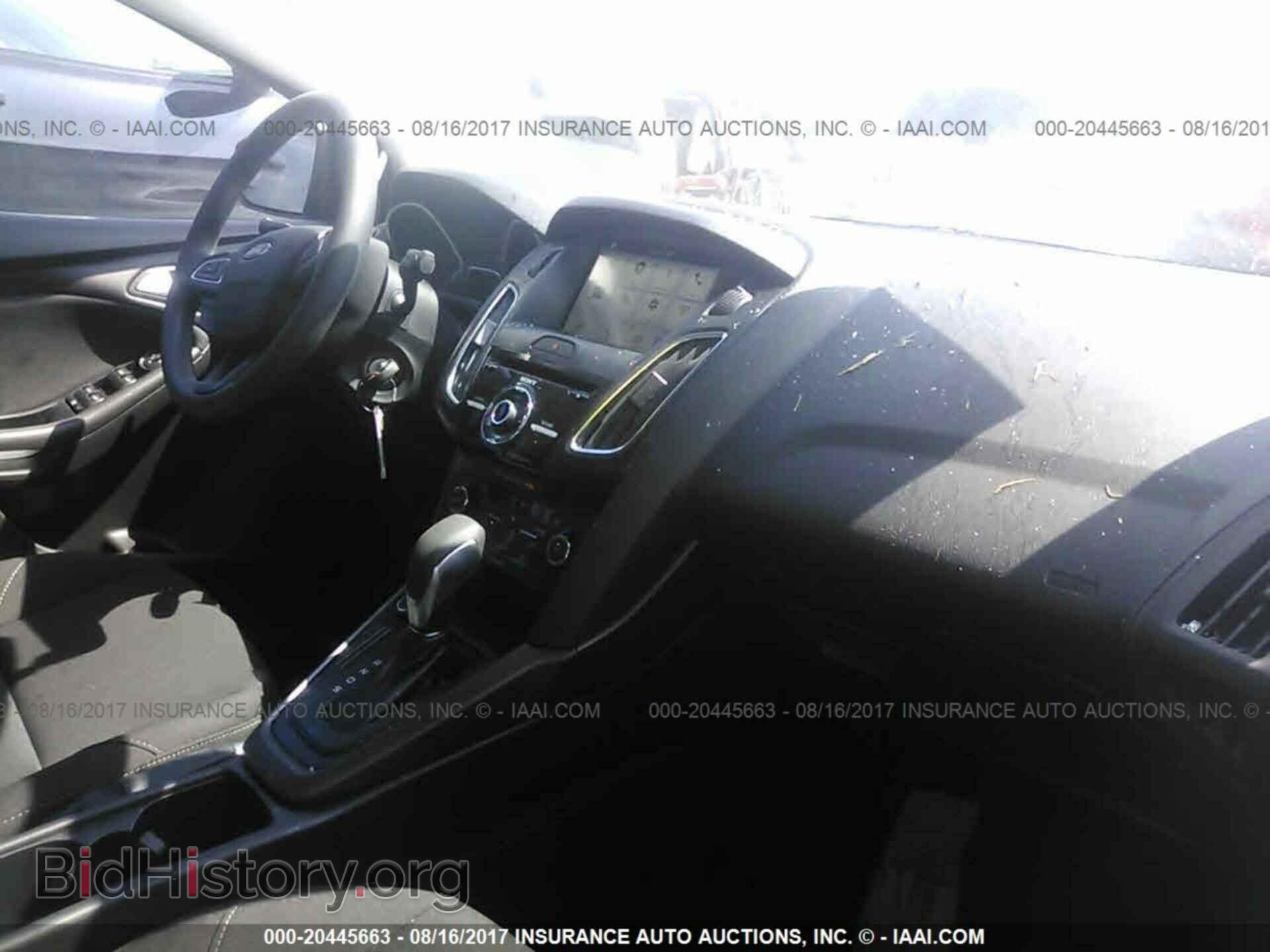 2017 Ford Focus - VIN: 1FADP3H21HL264459 - Photo 5