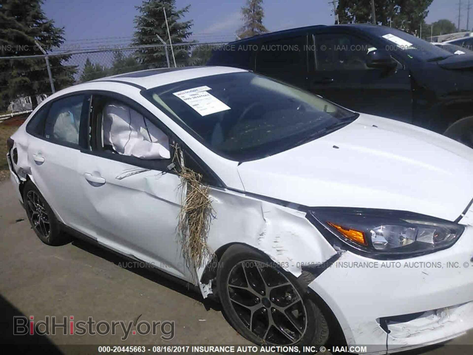 2017 Ford Focus - VIN: 1FADP3H21HL264459 - Photo 6