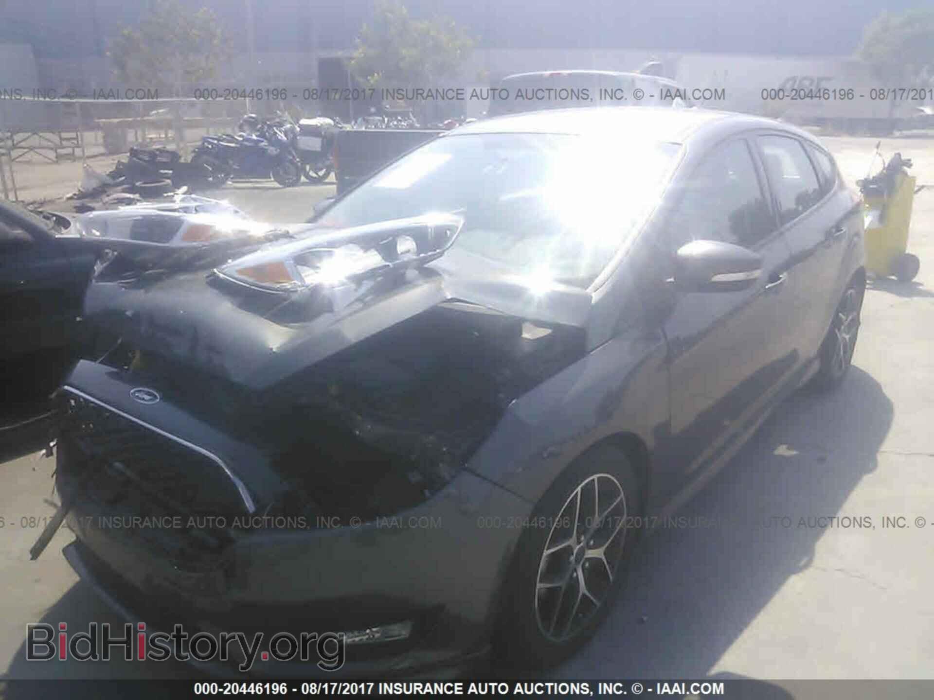 2016 Ford Focus - VIN: 1FADP3K28GL203522 - Фото 2