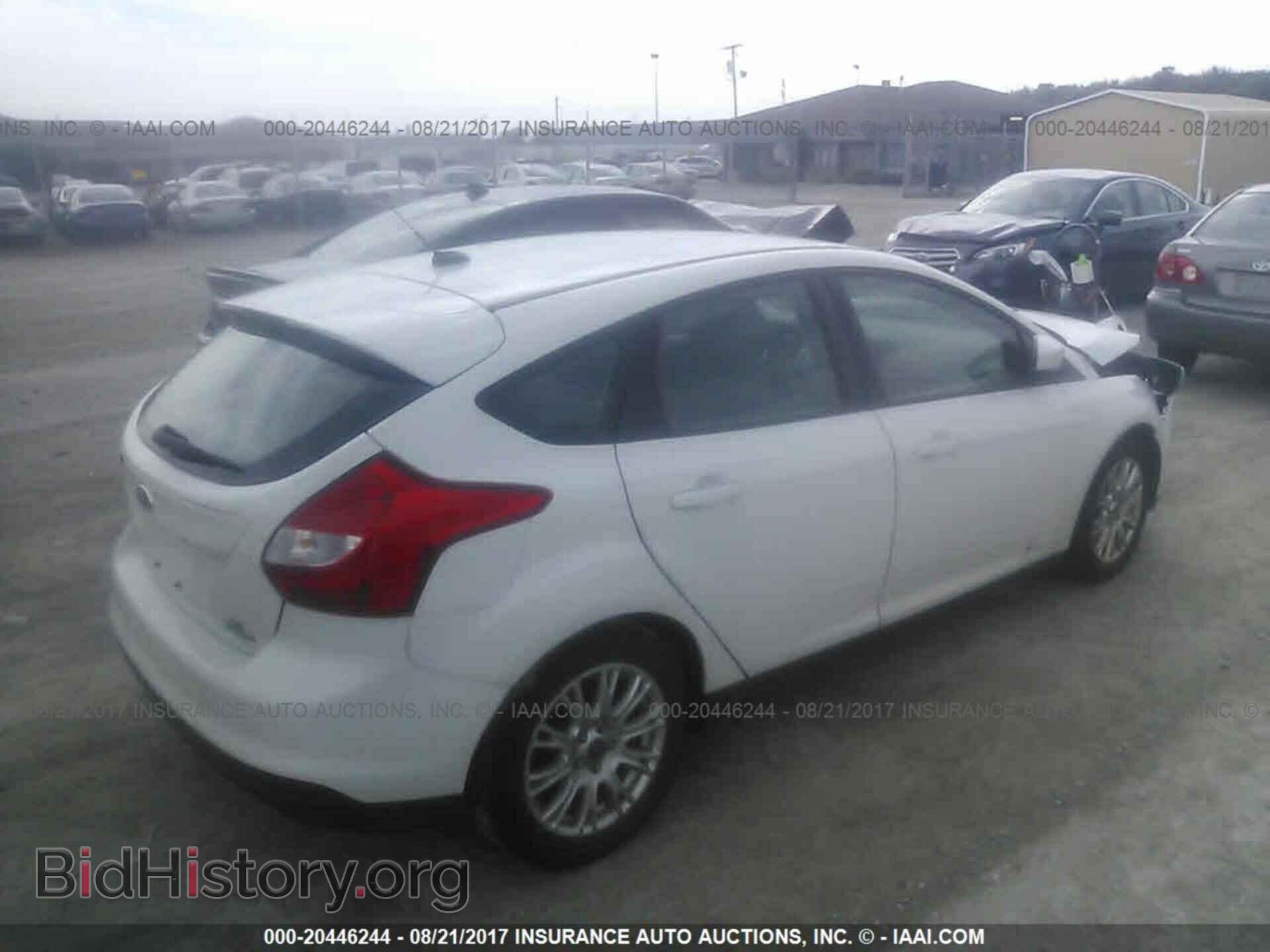 2012 Ford Focus - VIN: 1FAHP3K27CL397620 - Photo 4