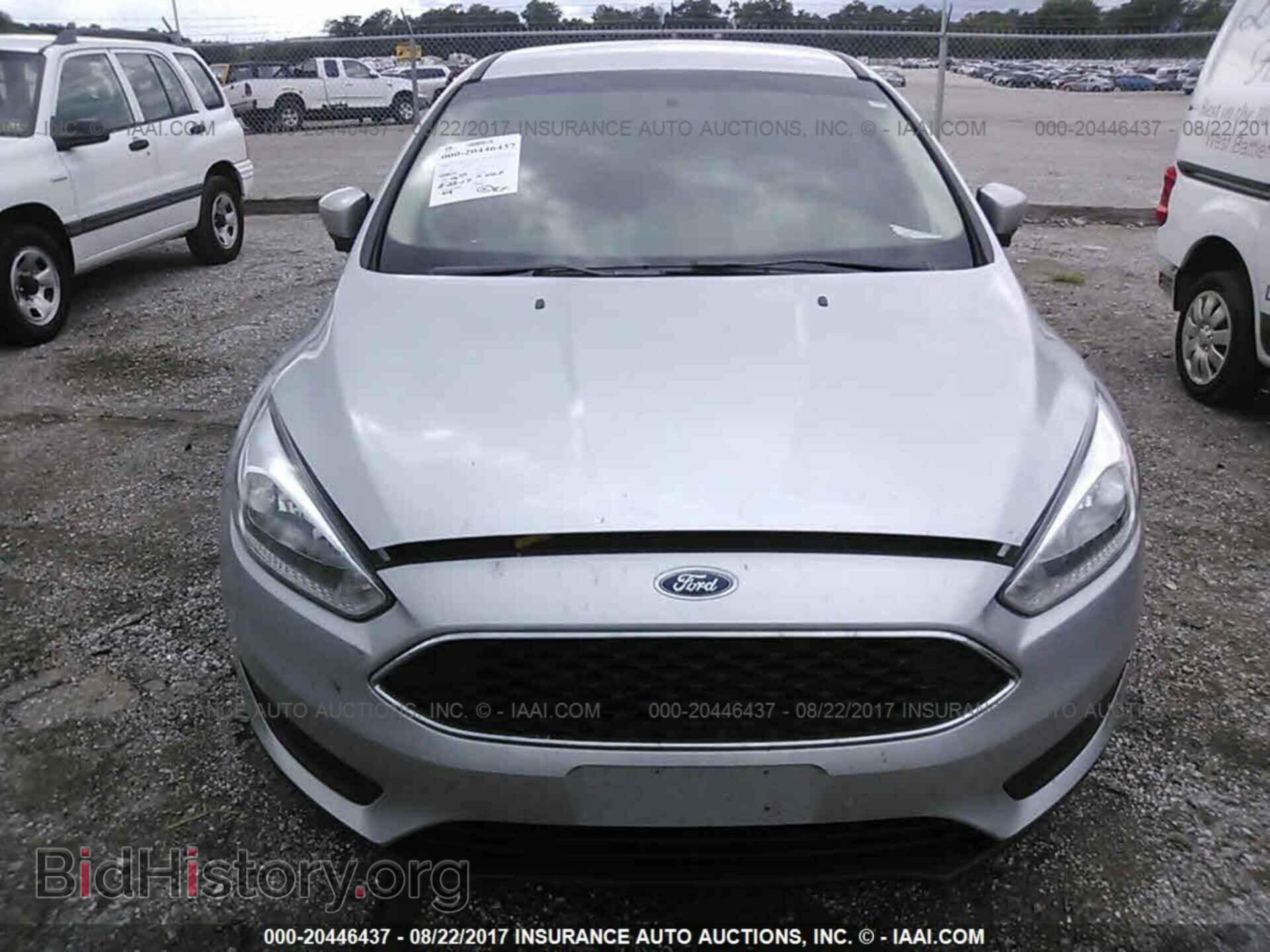 2016 Ford Focus - VIN: 1FADP3F23GL379565 - Photo 6