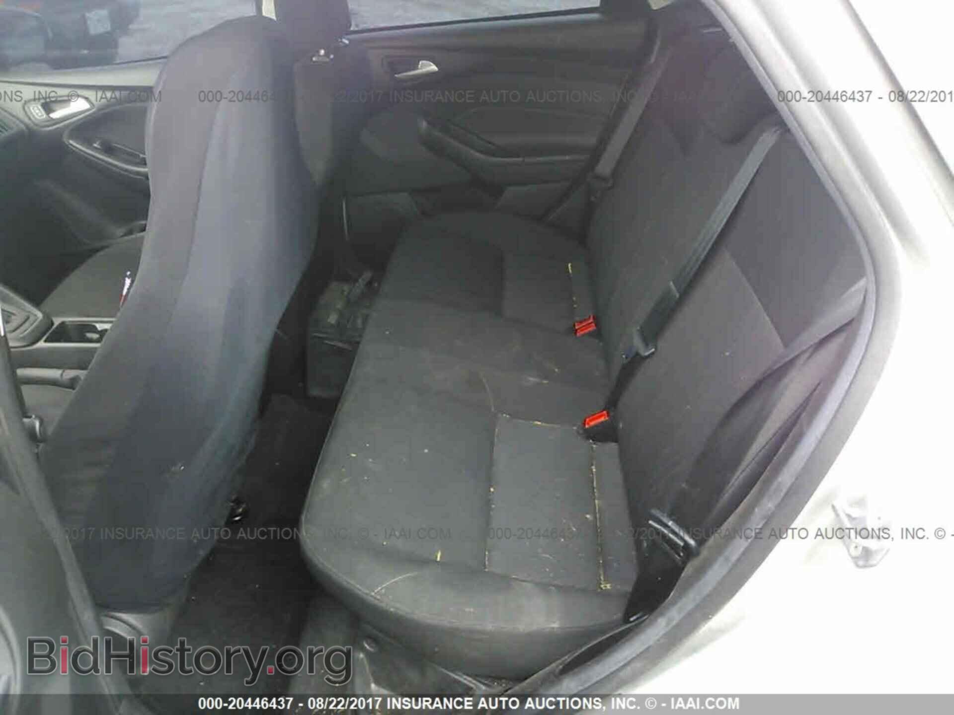 2016 Ford Focus - VIN: 1FADP3F23GL379565 - Photo 8