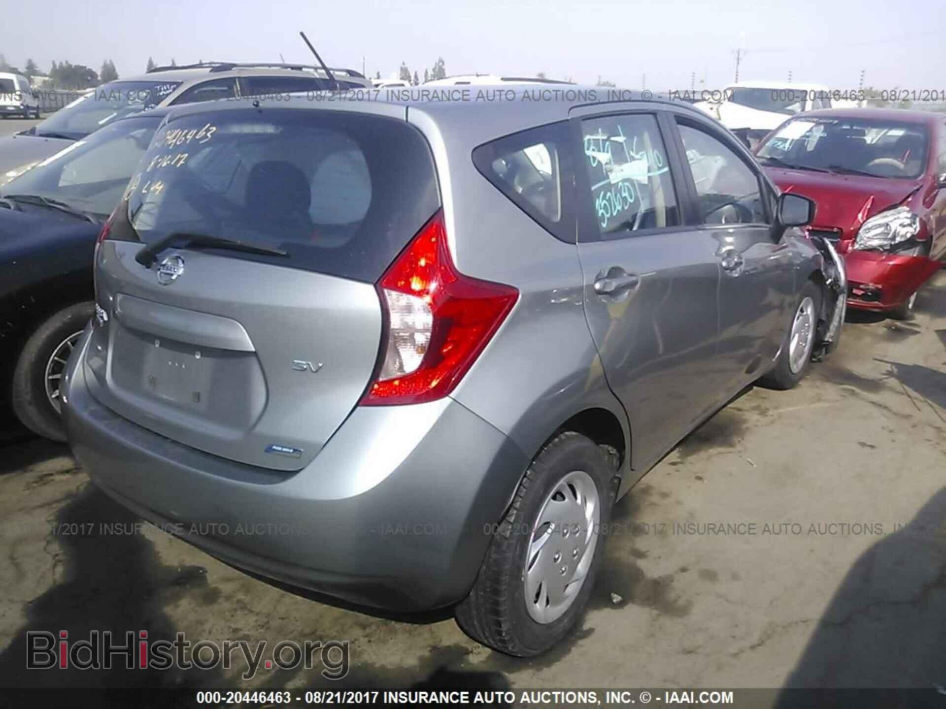 2015 Nissan Versa note - VIN: 3N1CE2CP2FL352630 - Фото 4