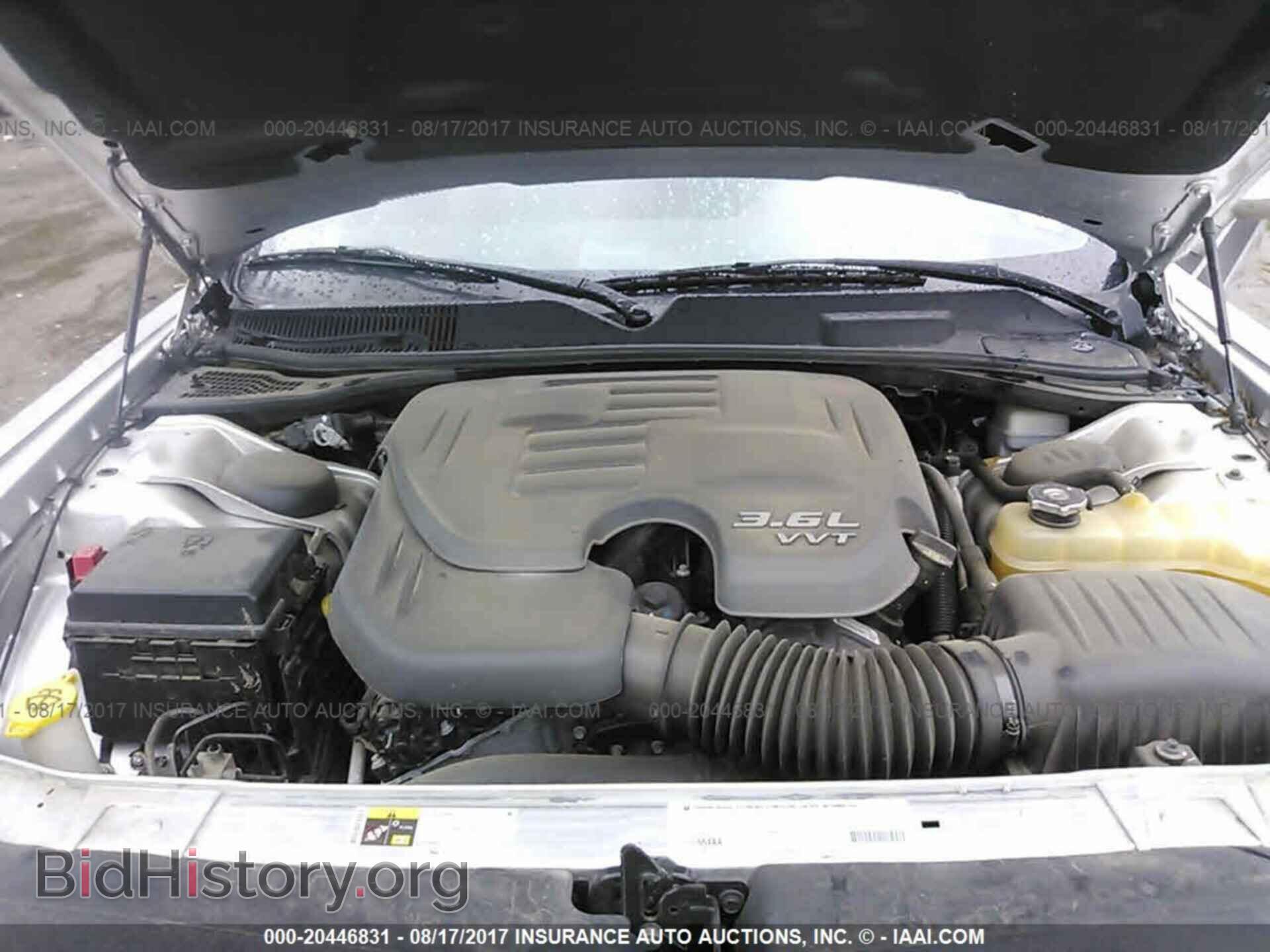 2012 Dodge Challenger - VIN: 2C3CDYAG3CH292467 - Photo 10